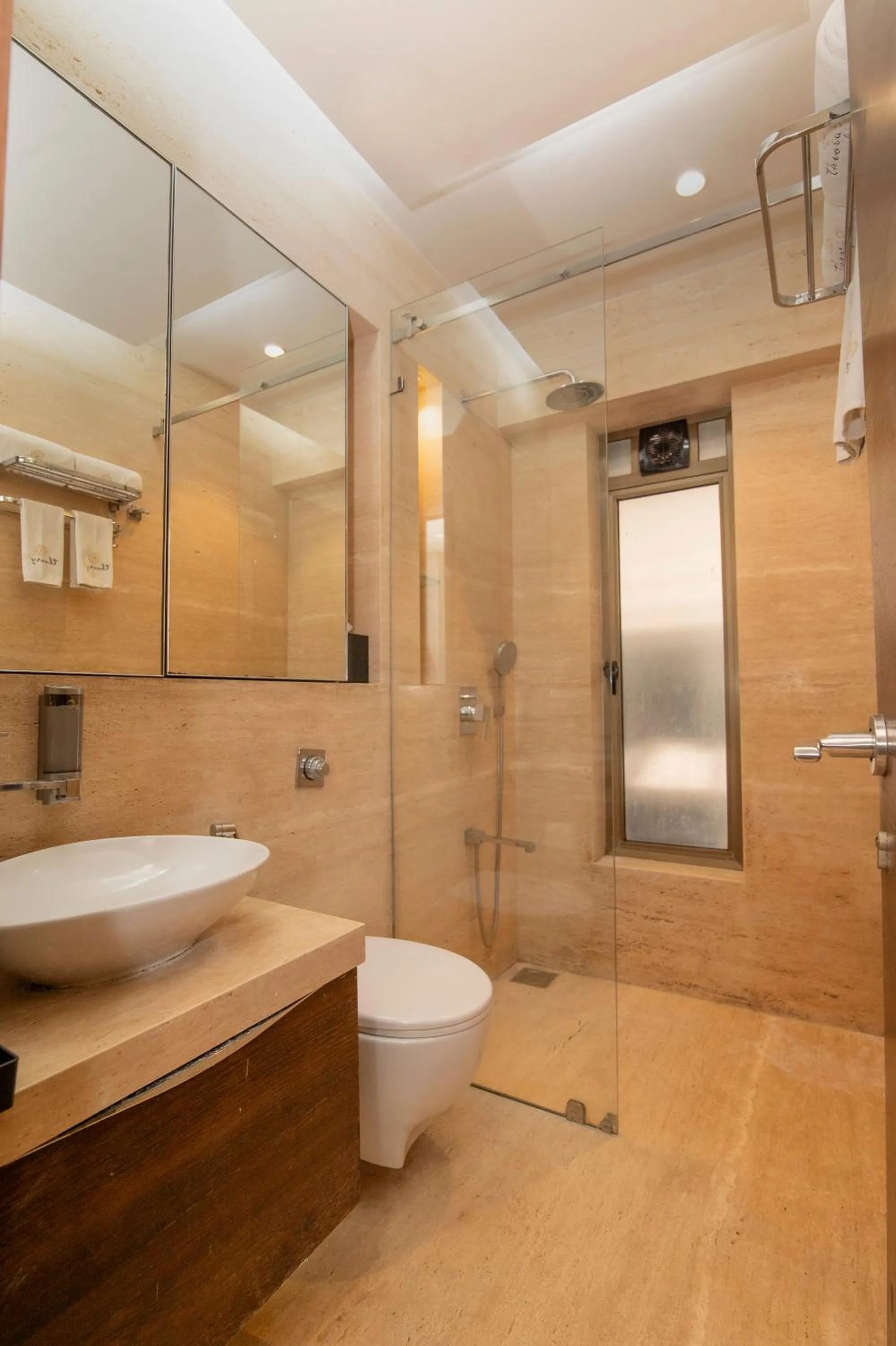 Theory9 Premium Service Apartments Khar