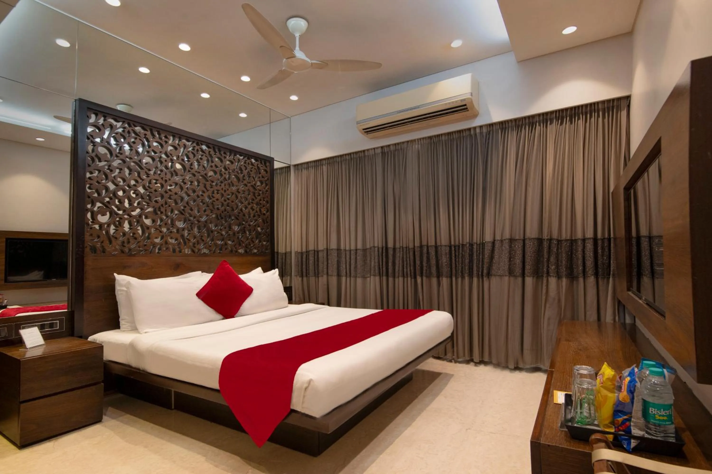 Bed in Theory9 Premium Service Apartments Khar