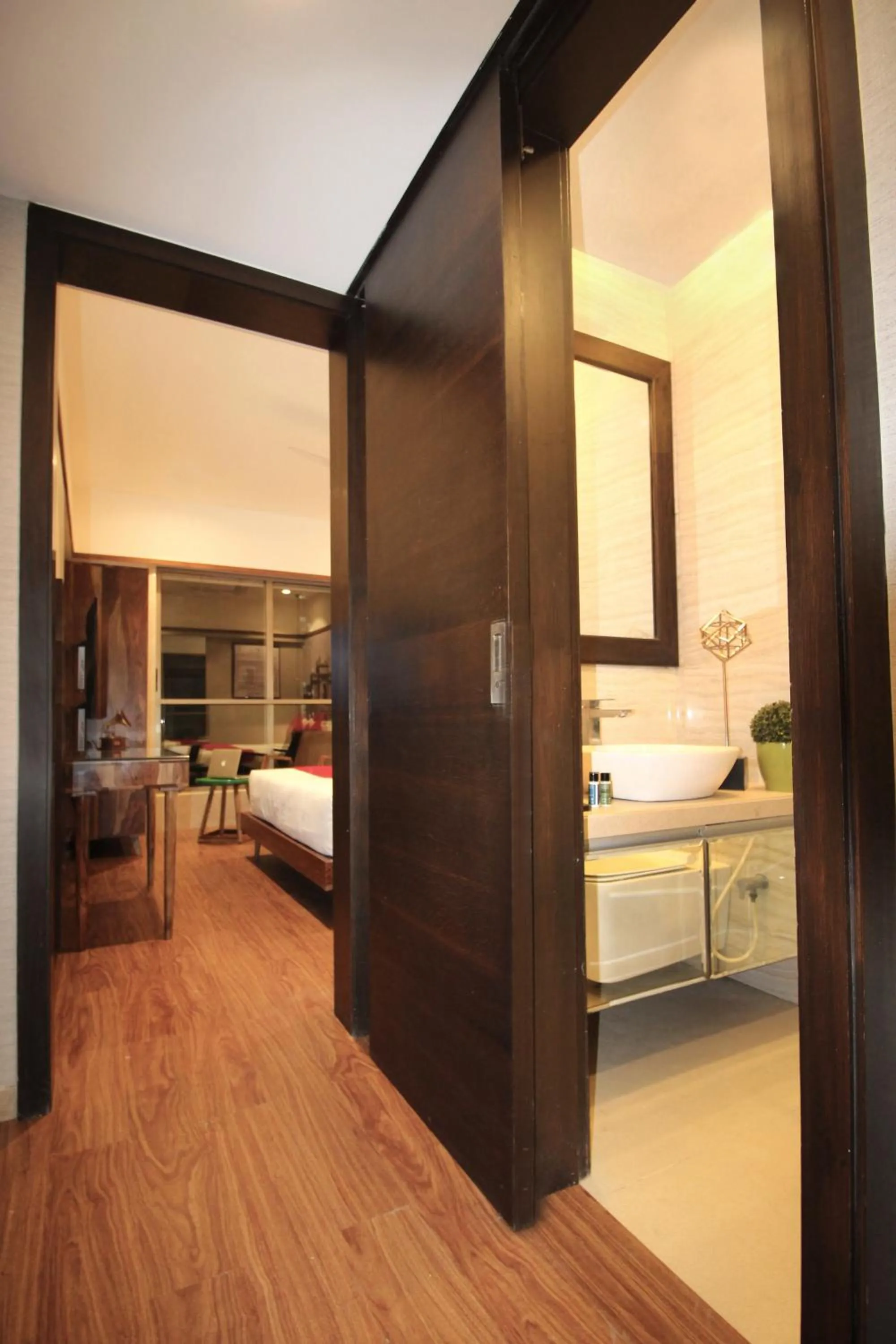 Bathroom, Bed in Theory9 Premium Service Apartments Khar