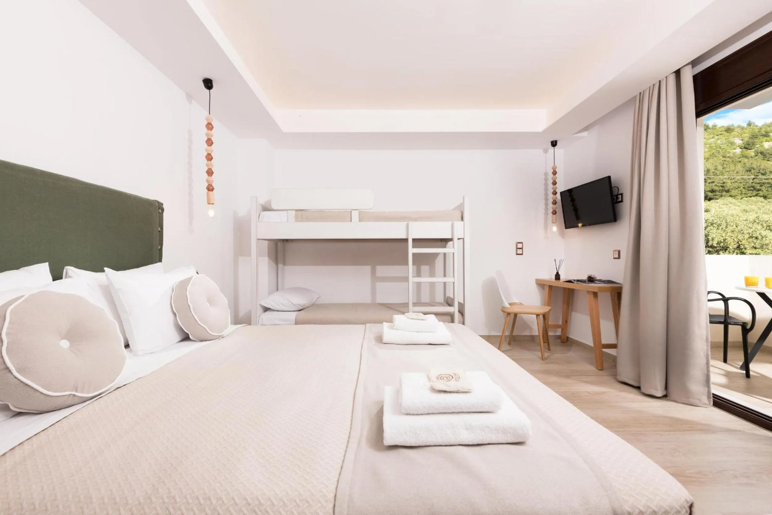 Photo of the whole room in Hotel Villa Natassa