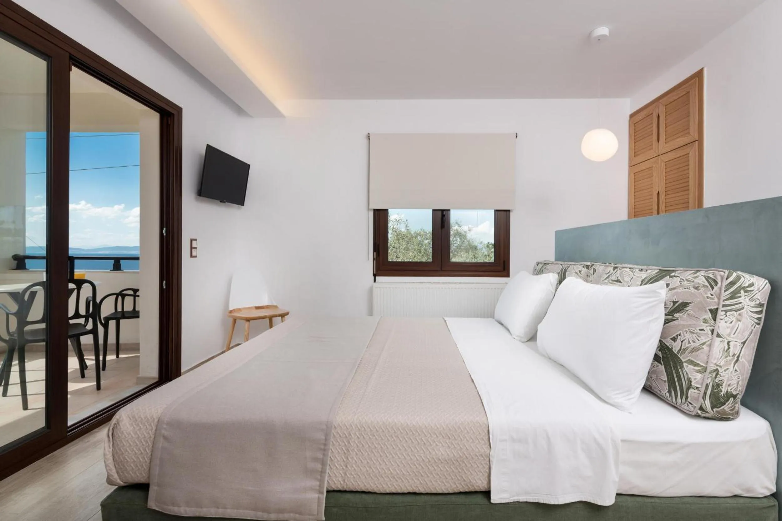 Bed in Hotel Villa Natassa