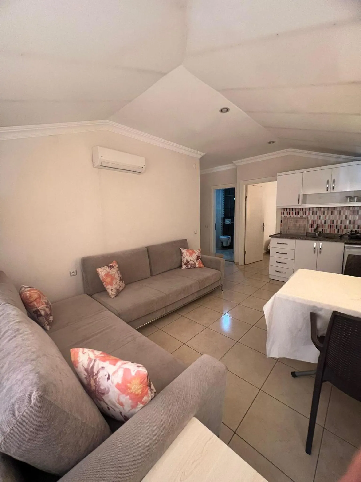 Living room in Safran Apart Hotel