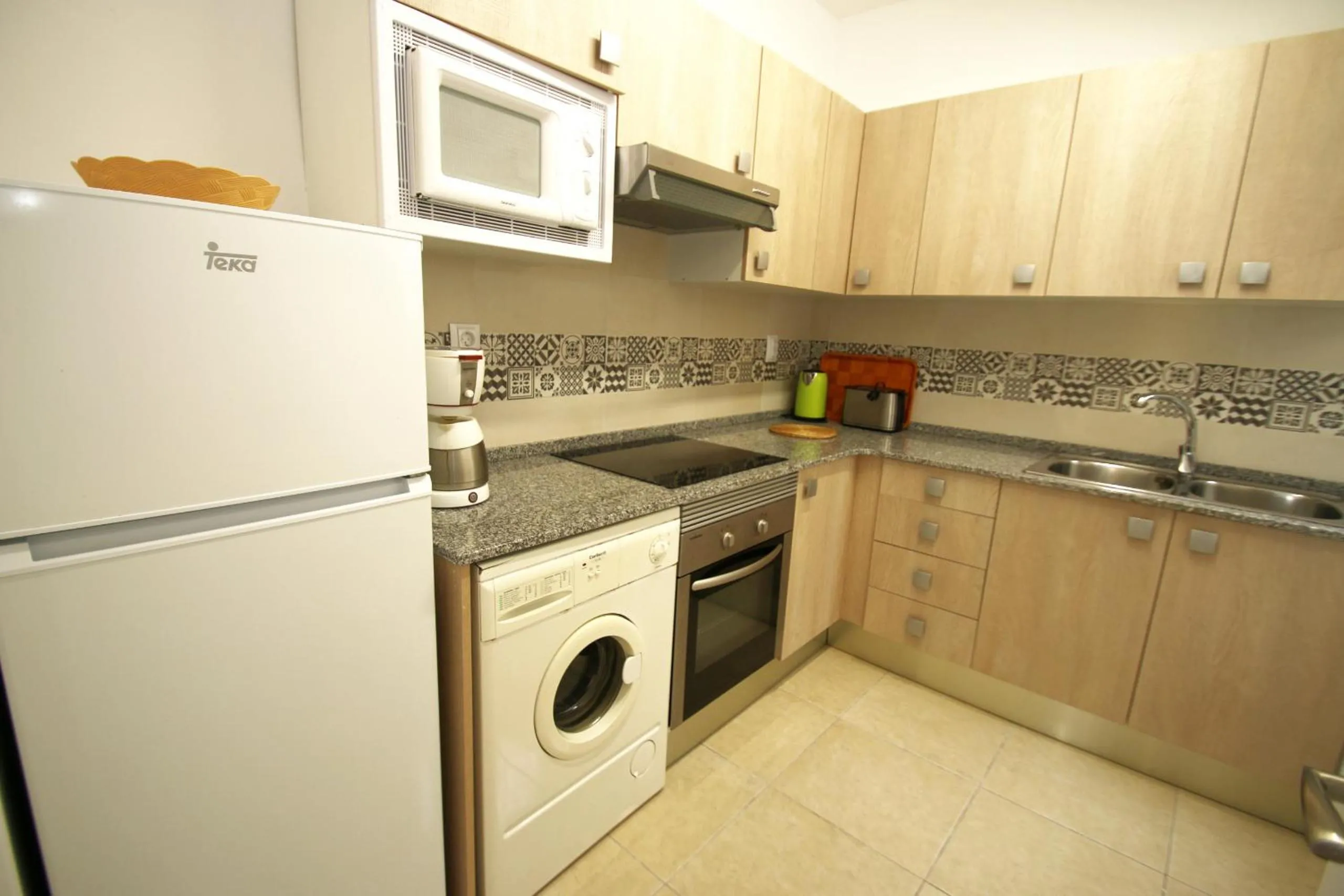 Kitchen or kitchenette in Las Marinas B