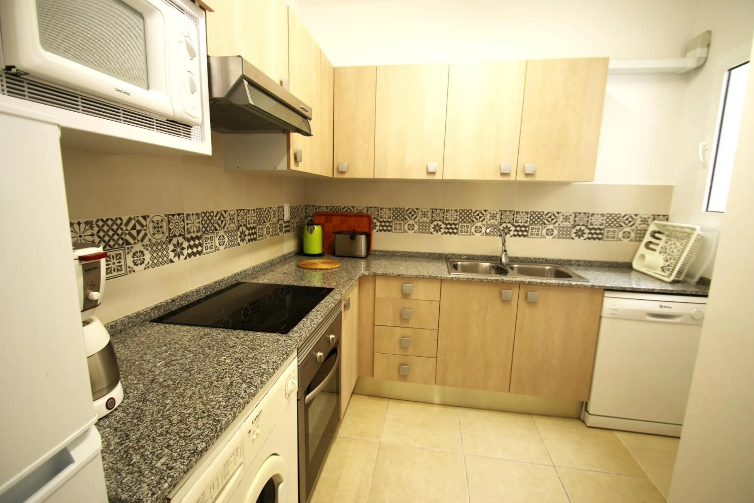 Kitchen or kitchenette in Las Marinas B