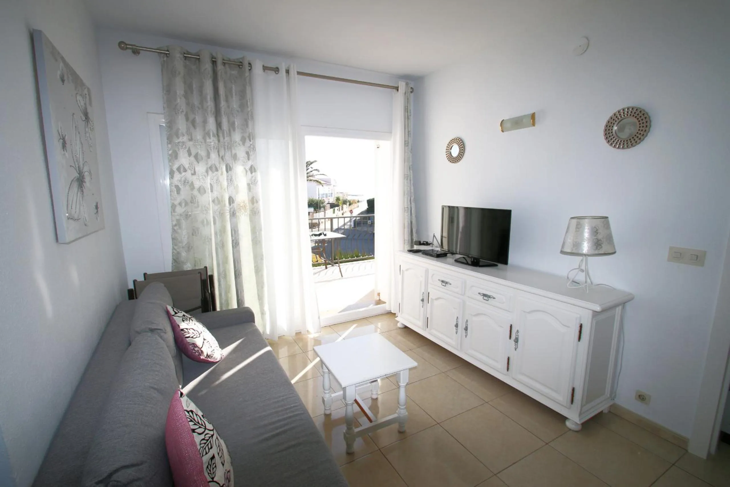Dining area in Las Marinas B
