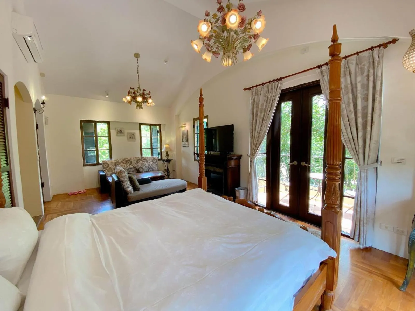 Bed in Kenting Tuscany Resort