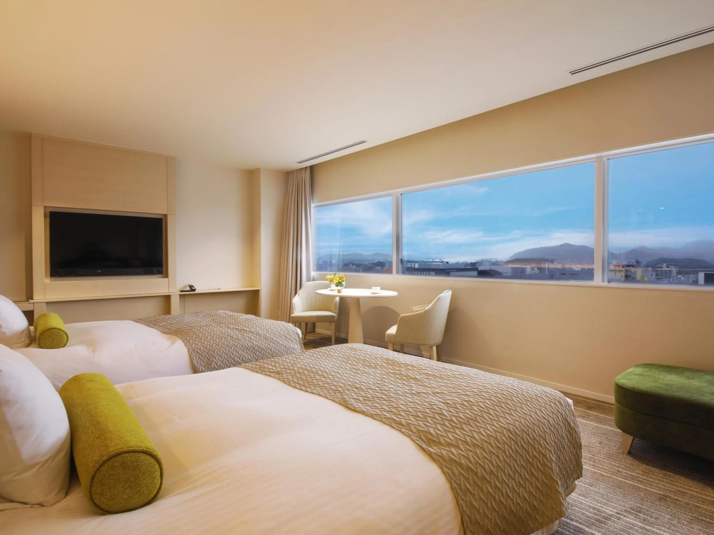 Bed in Hotel Nikko Himeji