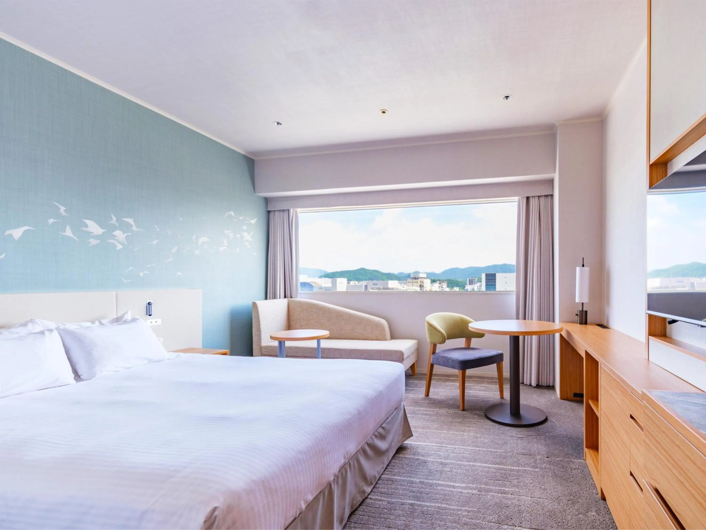 View (from property/room), Bed in Hotel Nikko Himeji