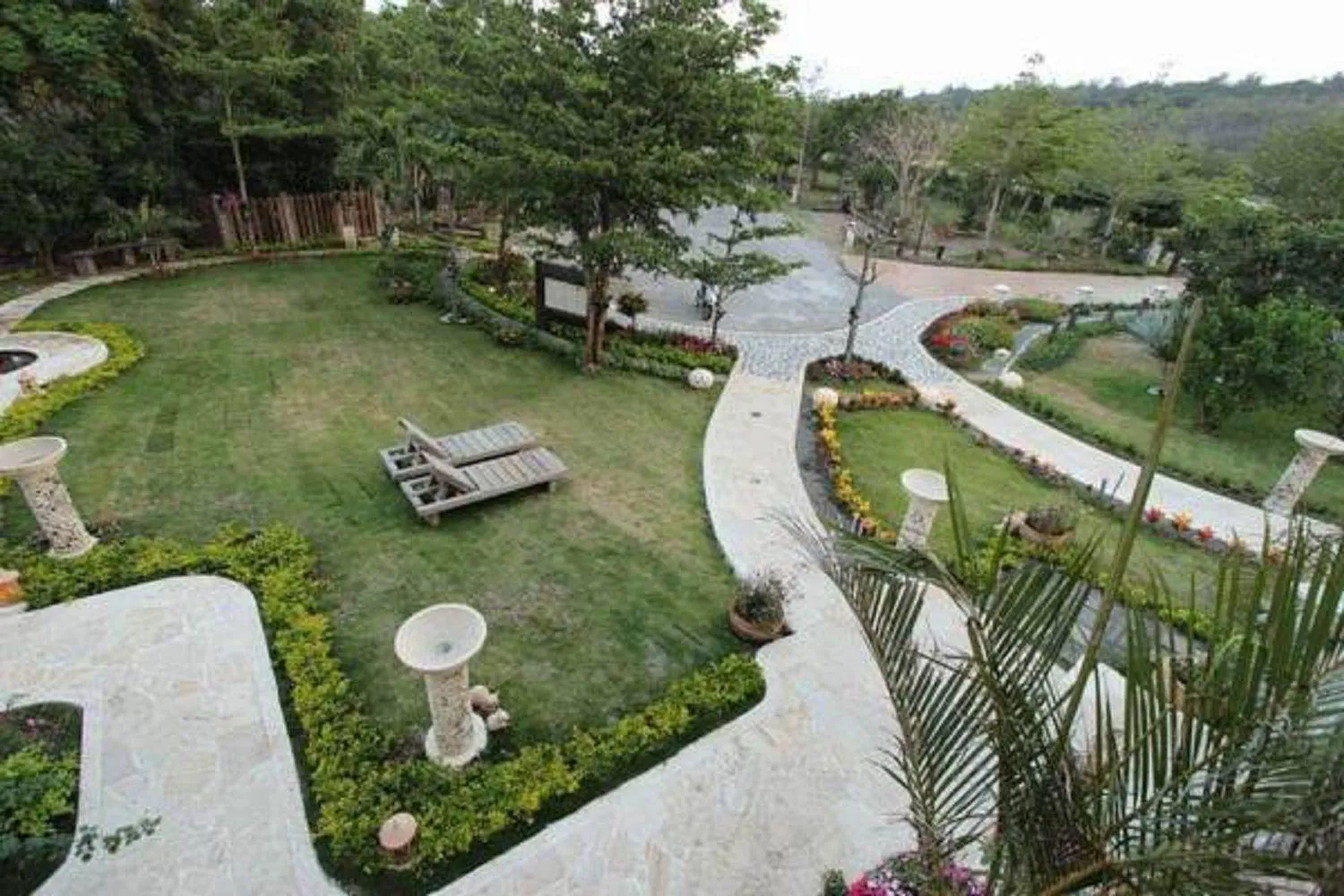 Garden in My Chateau Resort