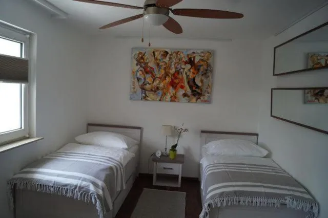 Bed in Villa Paz Rhein-Main Offenbach