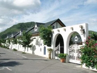 Facade/entrance in Fennel Resort