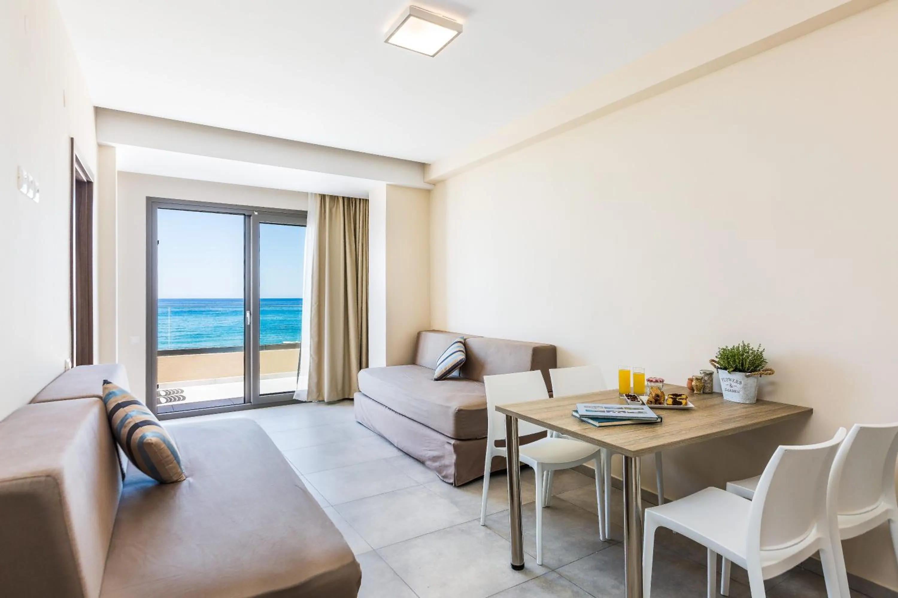 Balcony/Terrace in Theo Star Beach Hotel