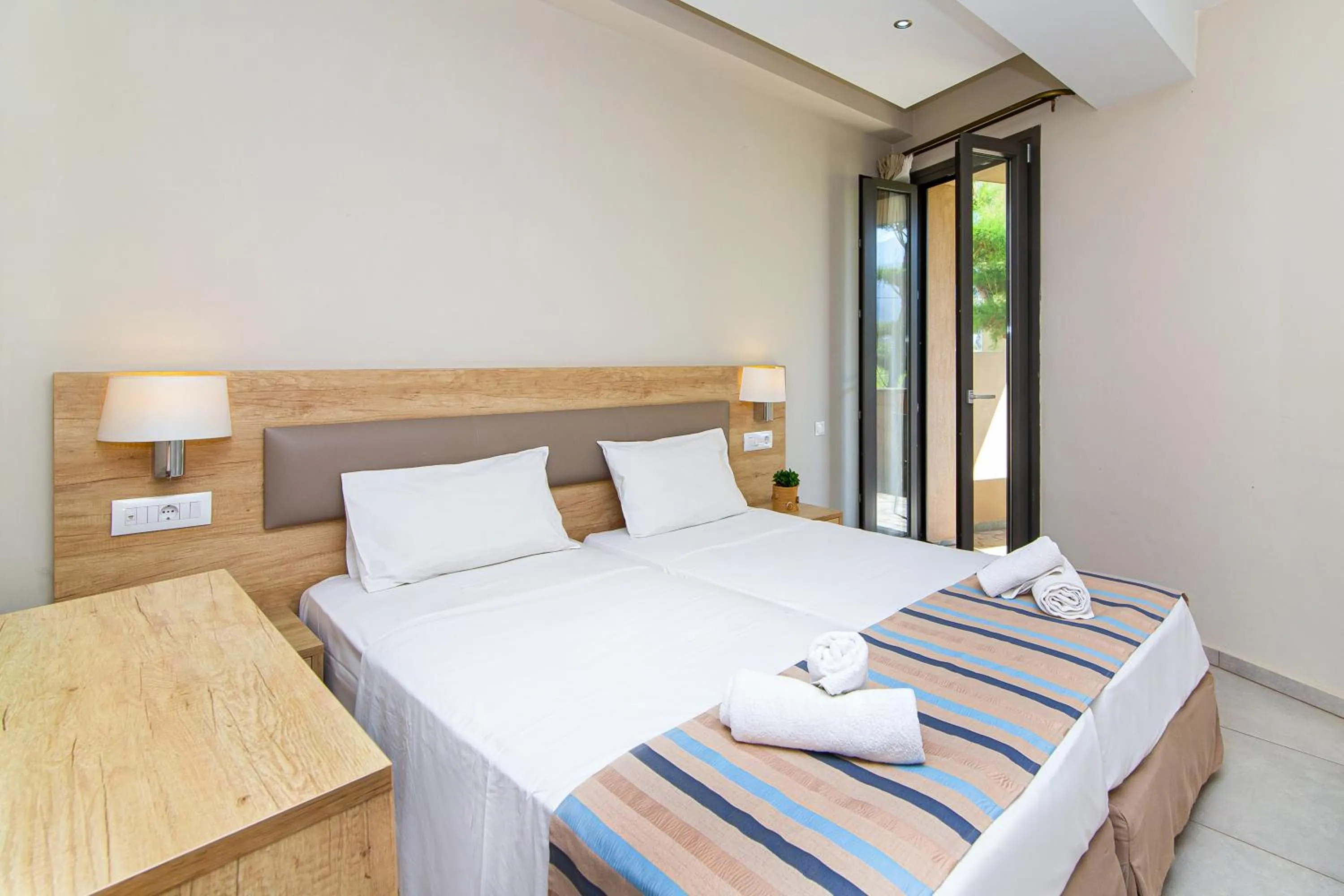 Bedroom, Bed in Theo Star Beach Hotel