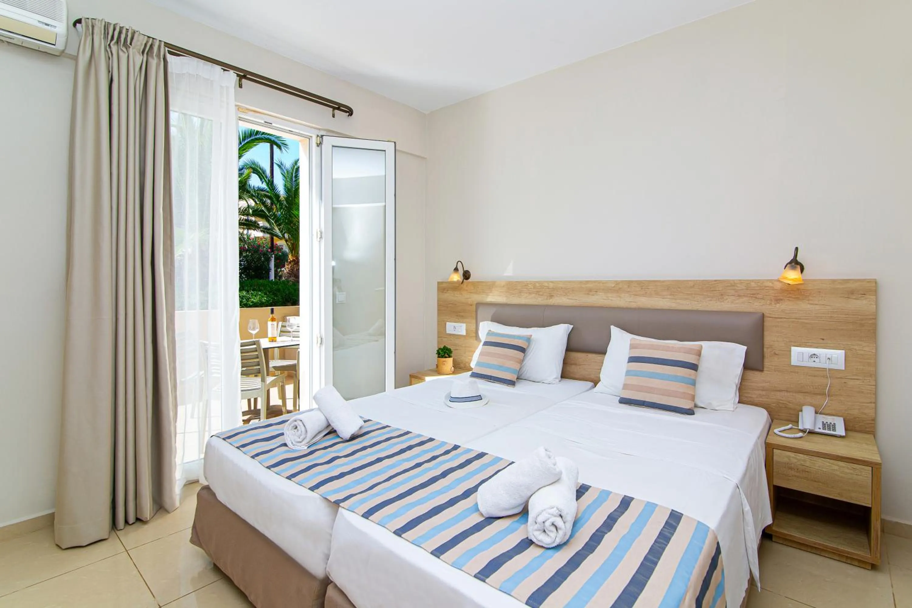 Bedroom, Bed in Theo Star Beach Hotel