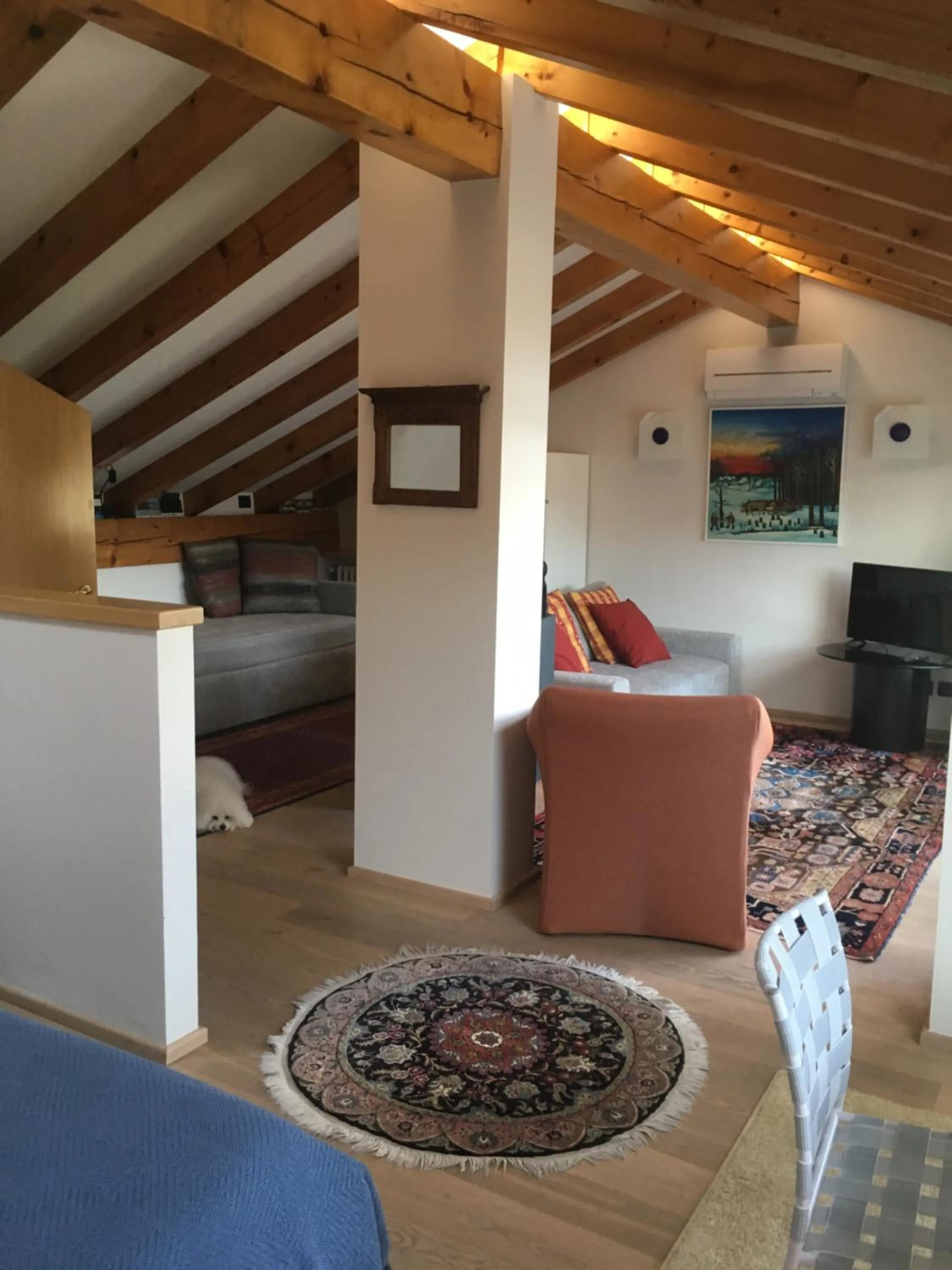 Photo of the whole room in Suite Ananda