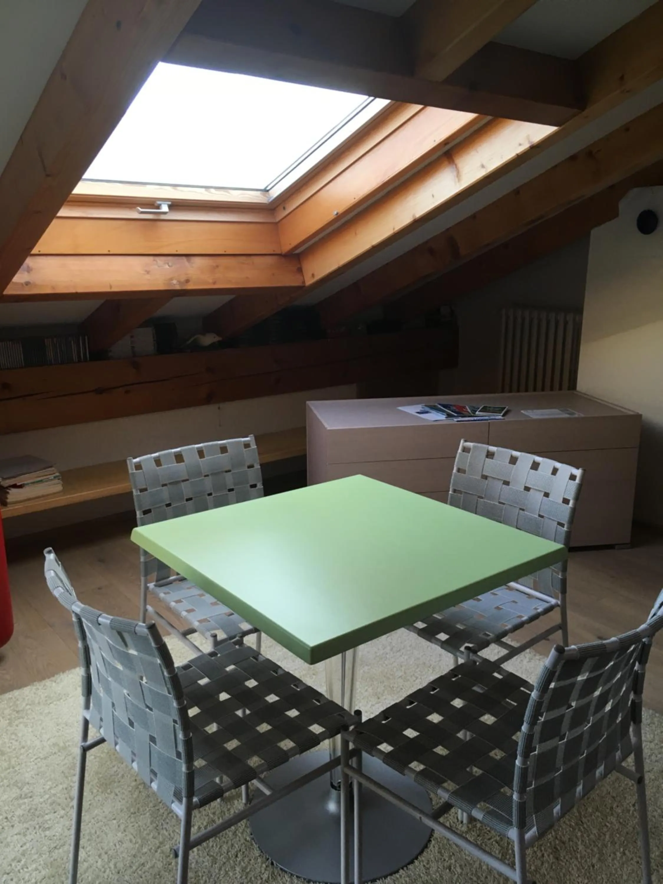 Dining area in Suite Ananda