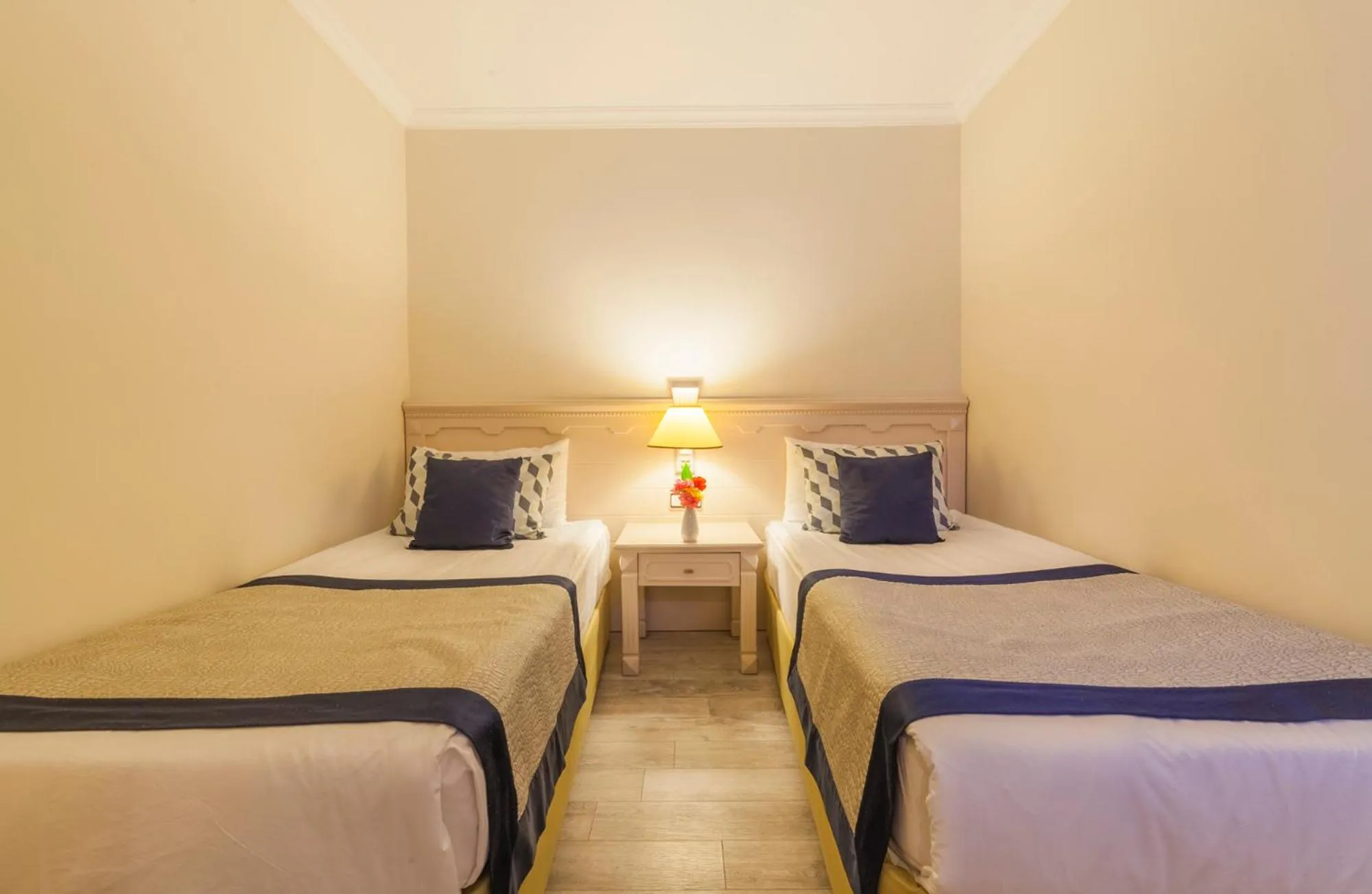 Bedroom, Bed in Hotel Turan Prince - All Inclusive