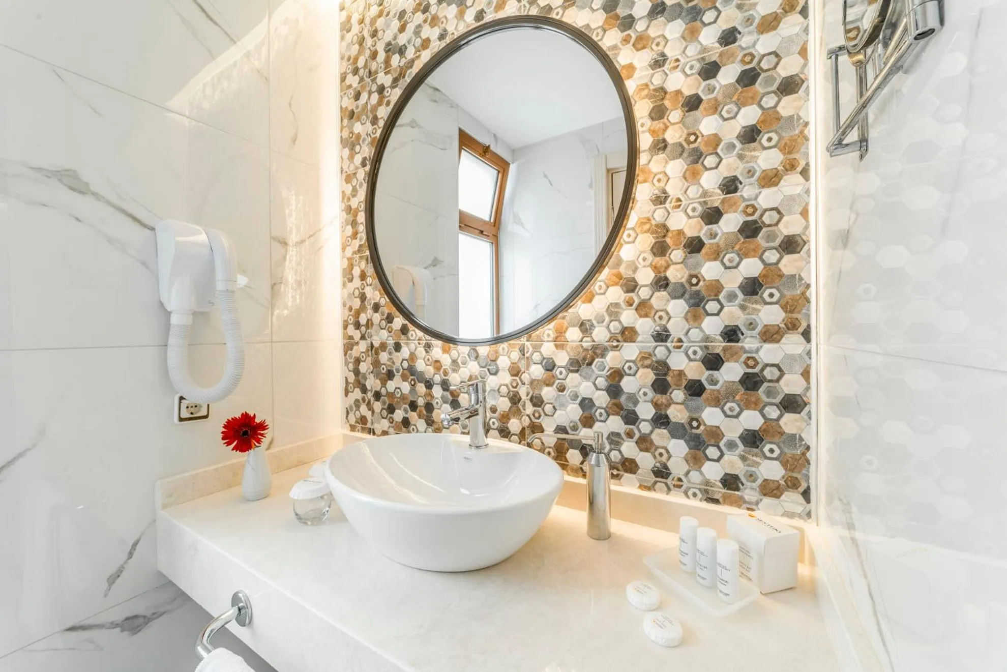 Bathroom in Hotel Turan Prince - All Inclusive