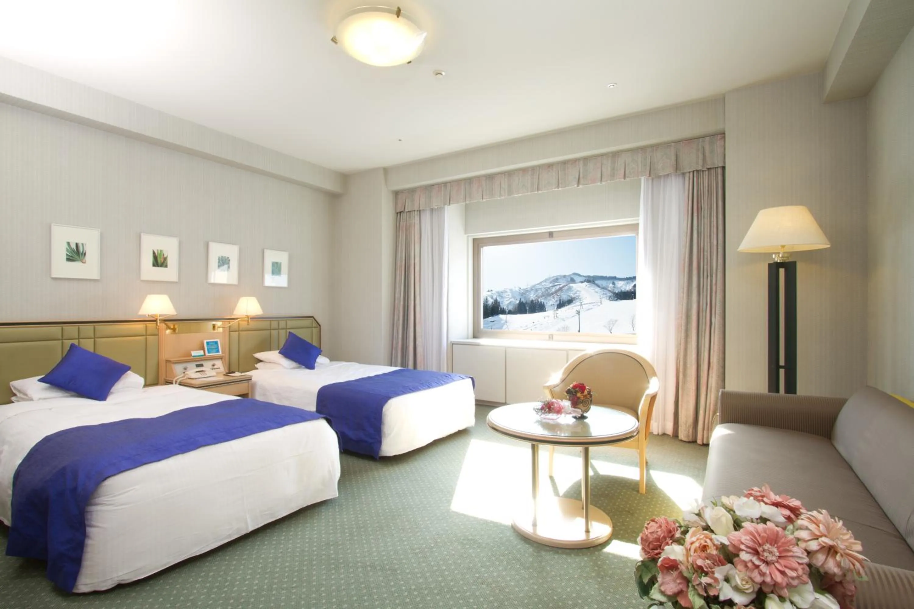 Bed in NASPA New Otani