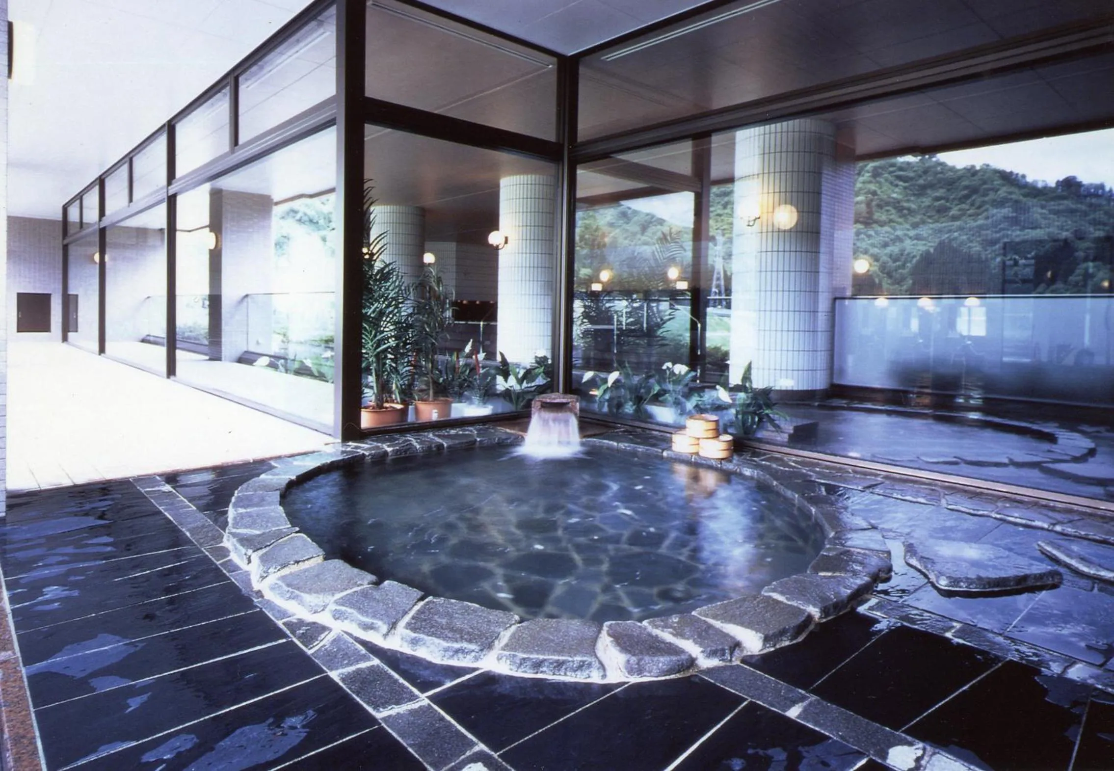 Hot Spring Bath in NASPA New Otani