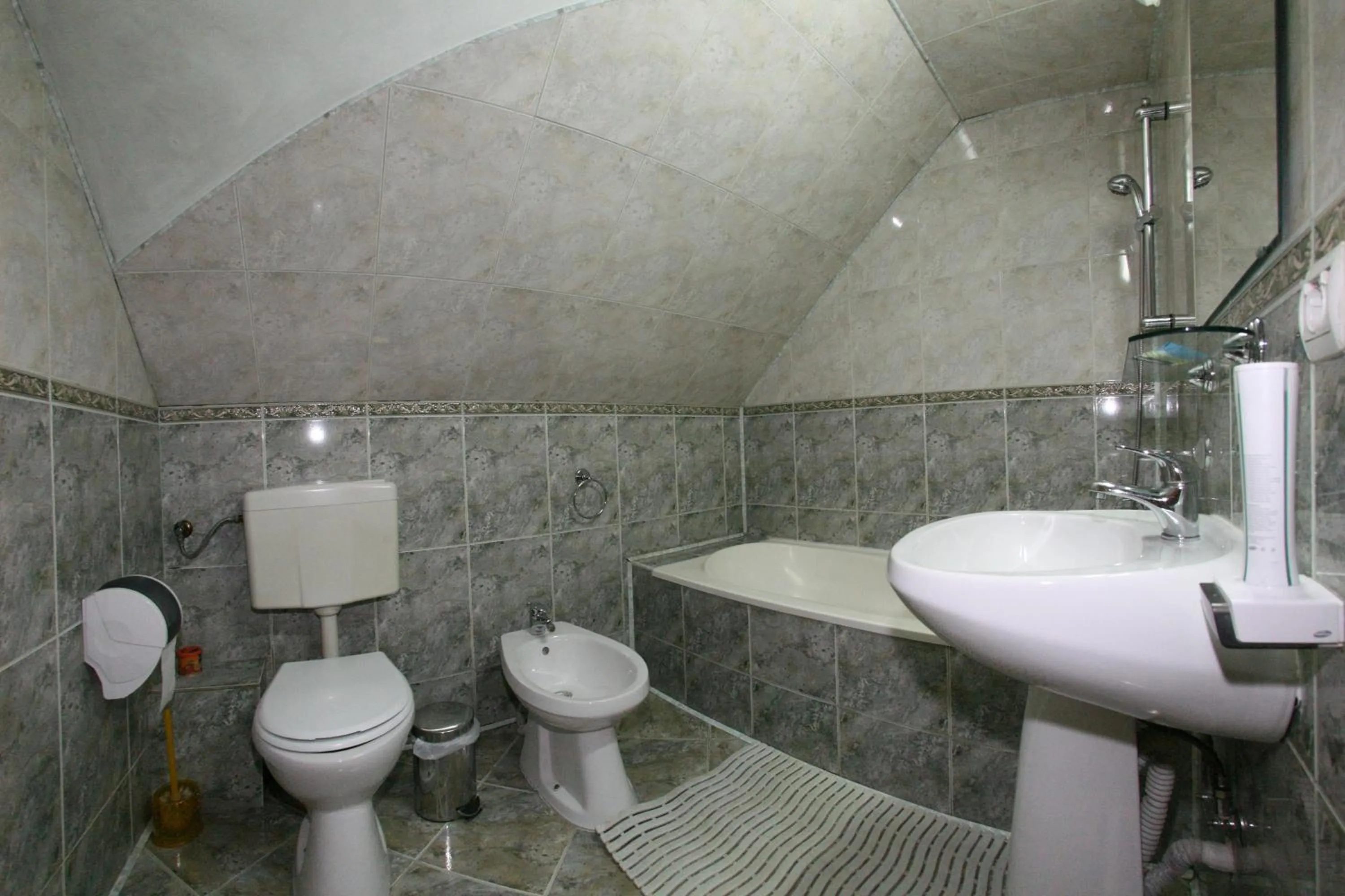 Bathroom in Pension Casa Timar