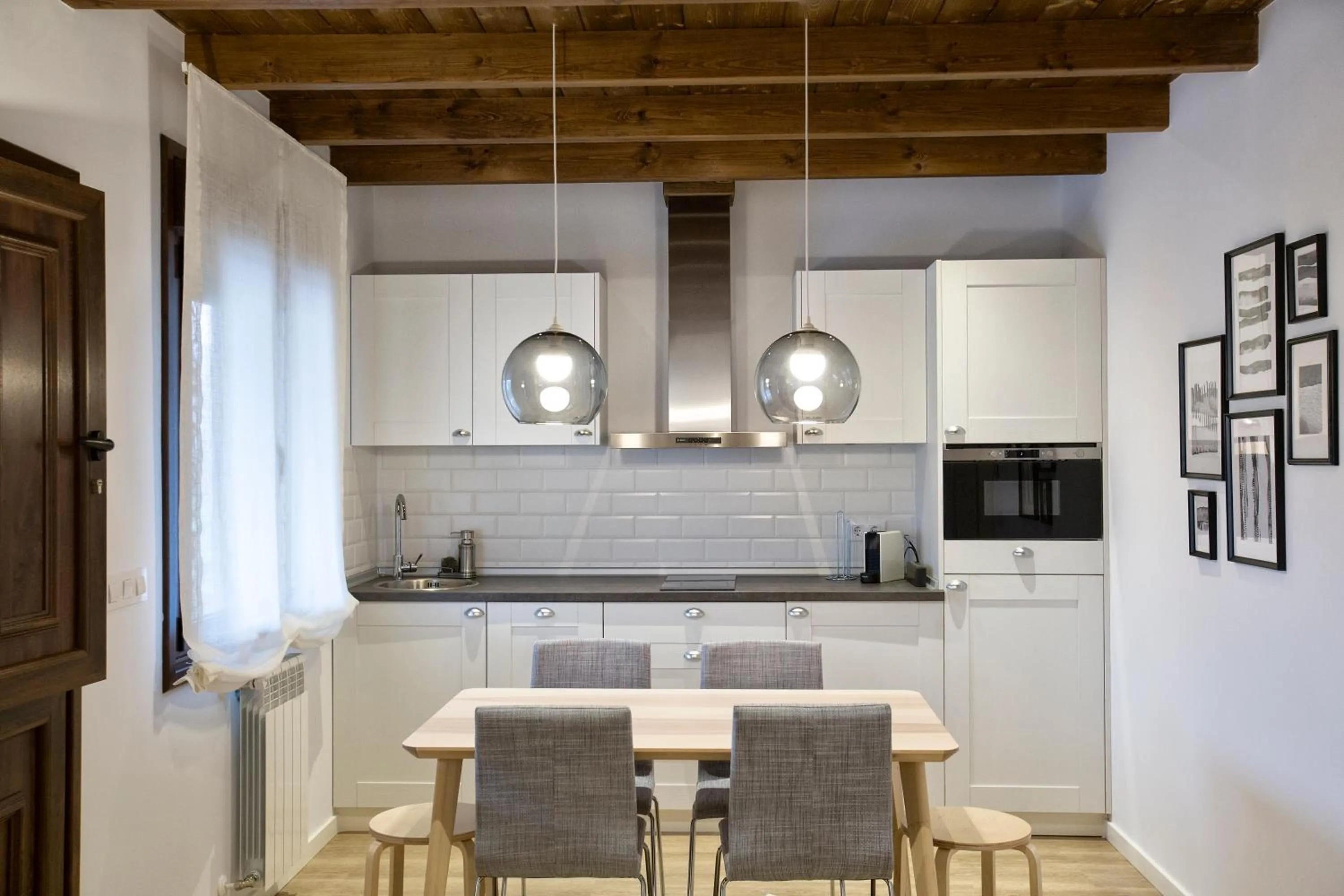 Kitchen or kitchenette in Fuente El Güeyu