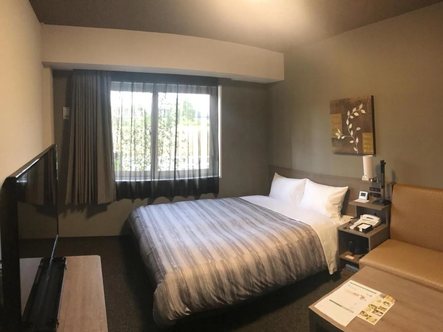 Photo of the whole room, Bed in Hotel Route-Inn Nakano
