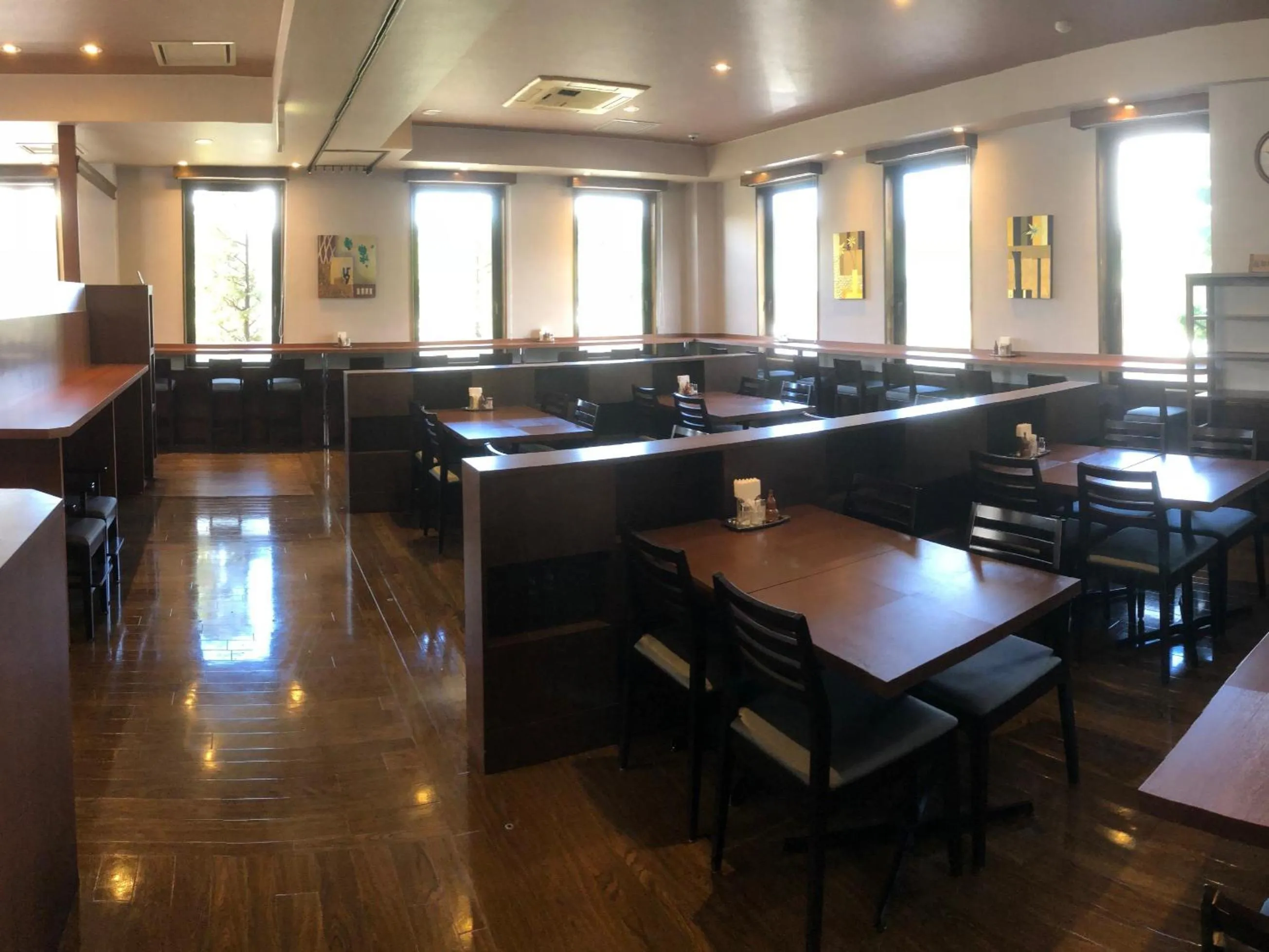 Restaurant/places to eat in Hotel Route-Inn Nakano