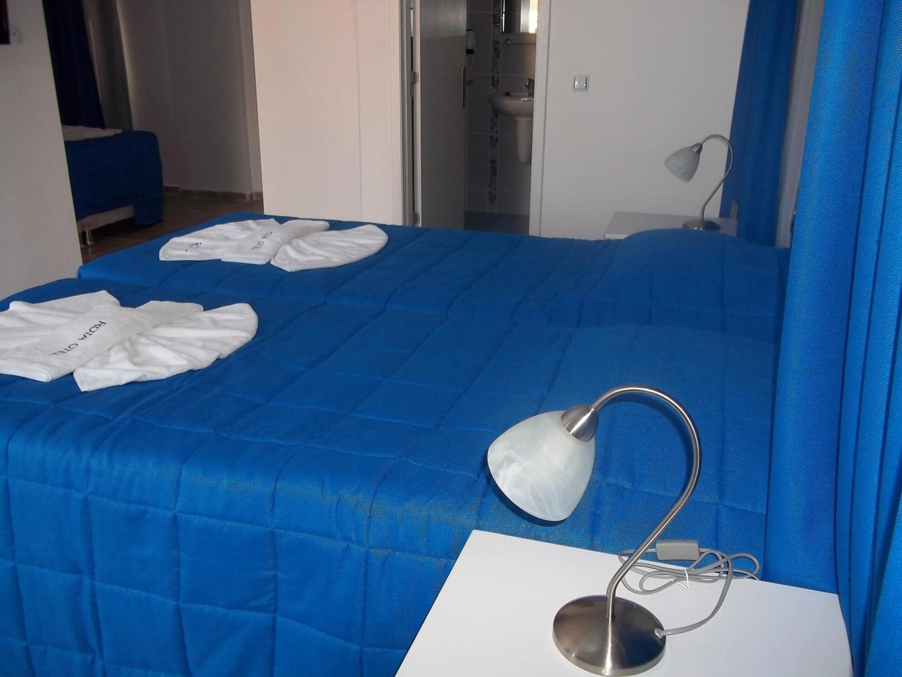 Photo of the whole room in Rota Hotel