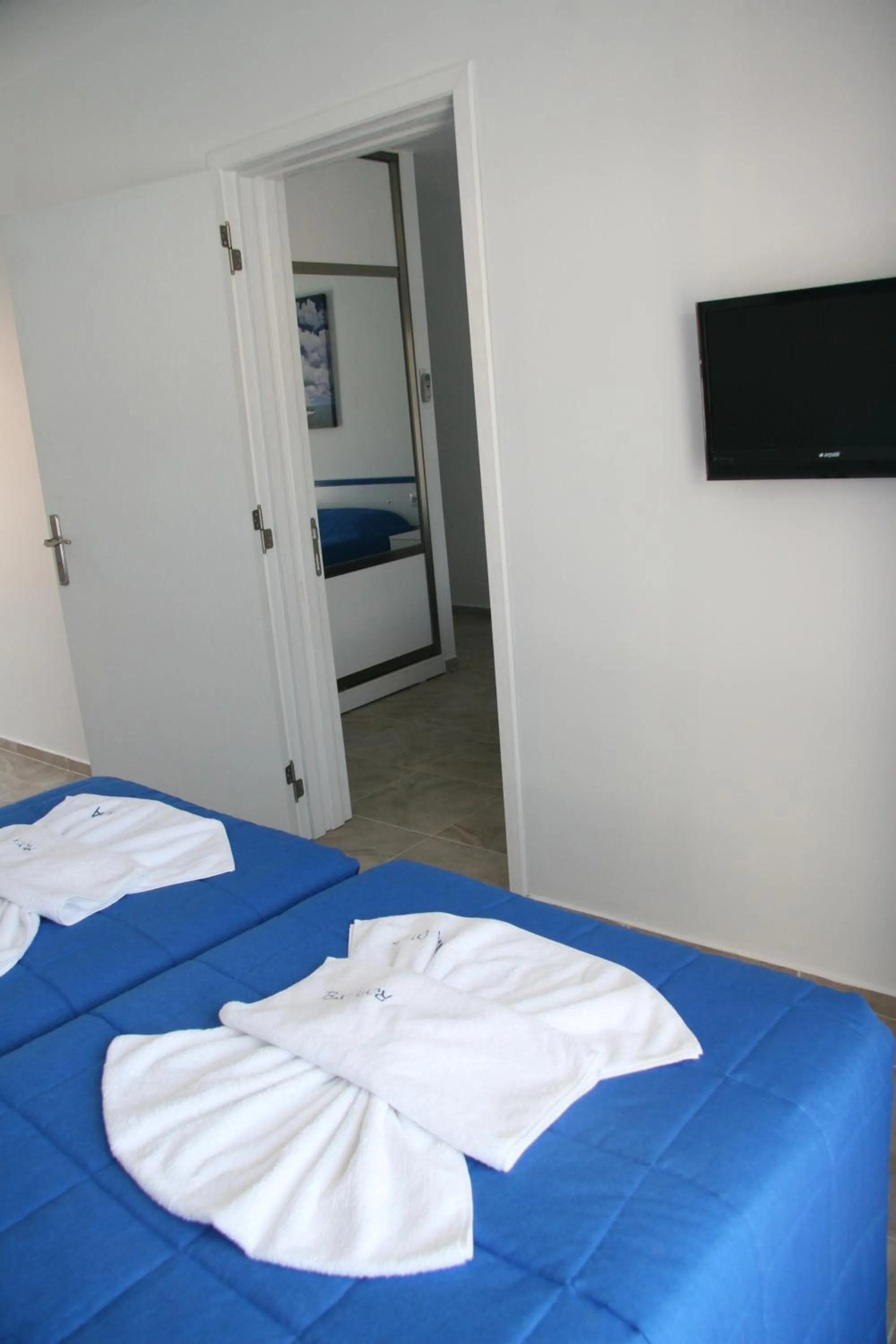 Photo of the whole room in Rota Hotel