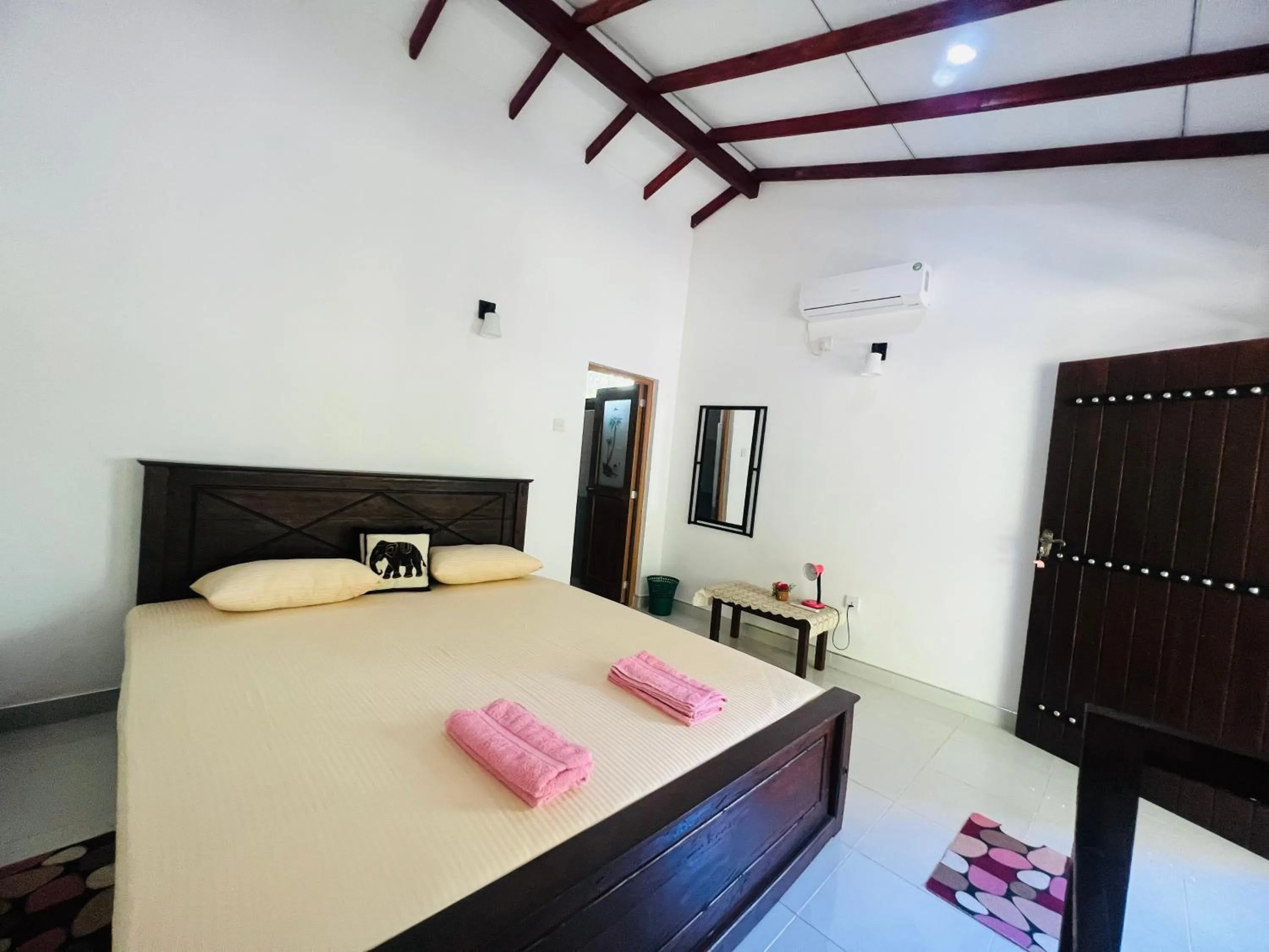 Bed in Harini Villa
