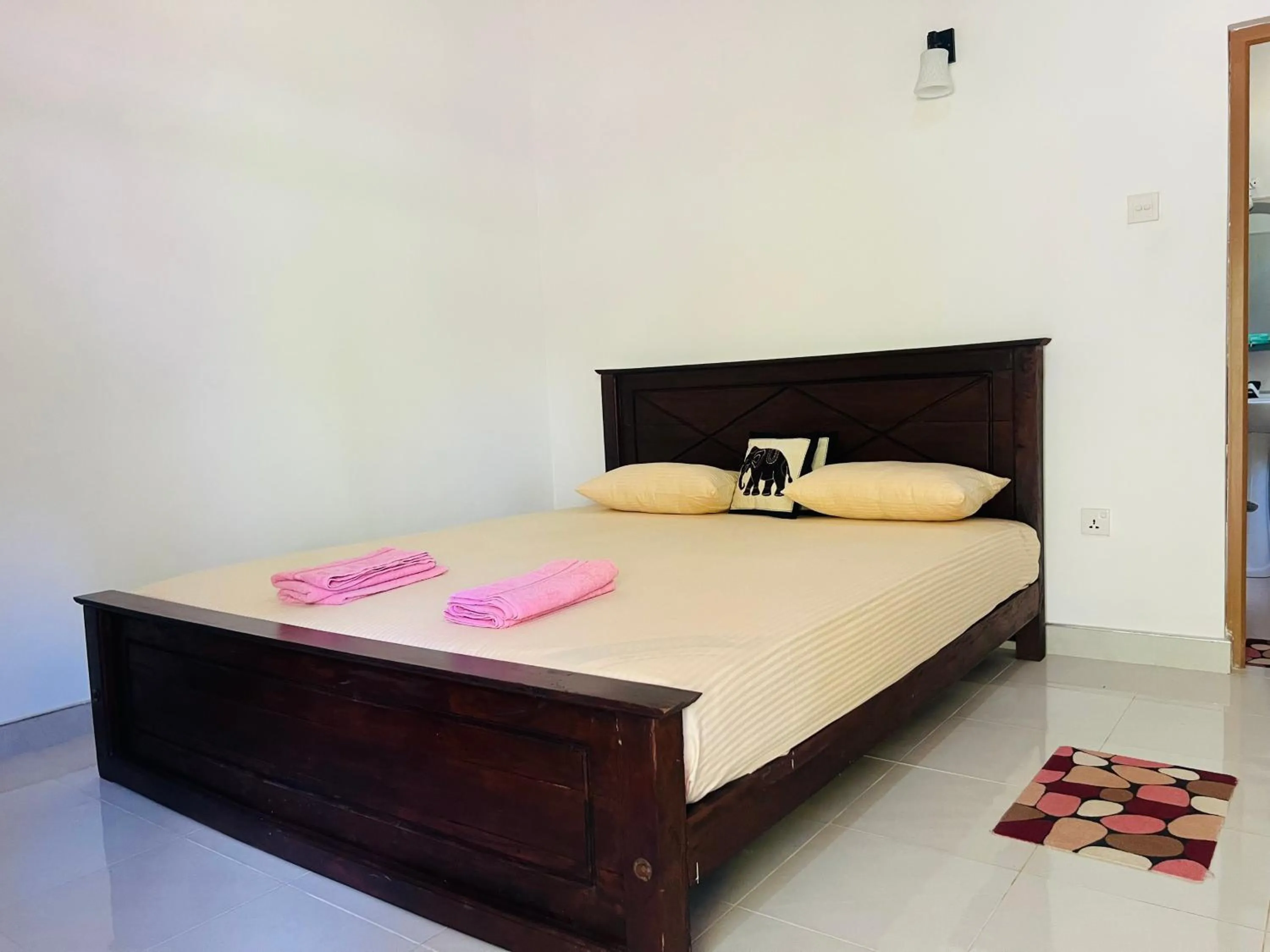 Bedroom, Bed in Harini Villa
