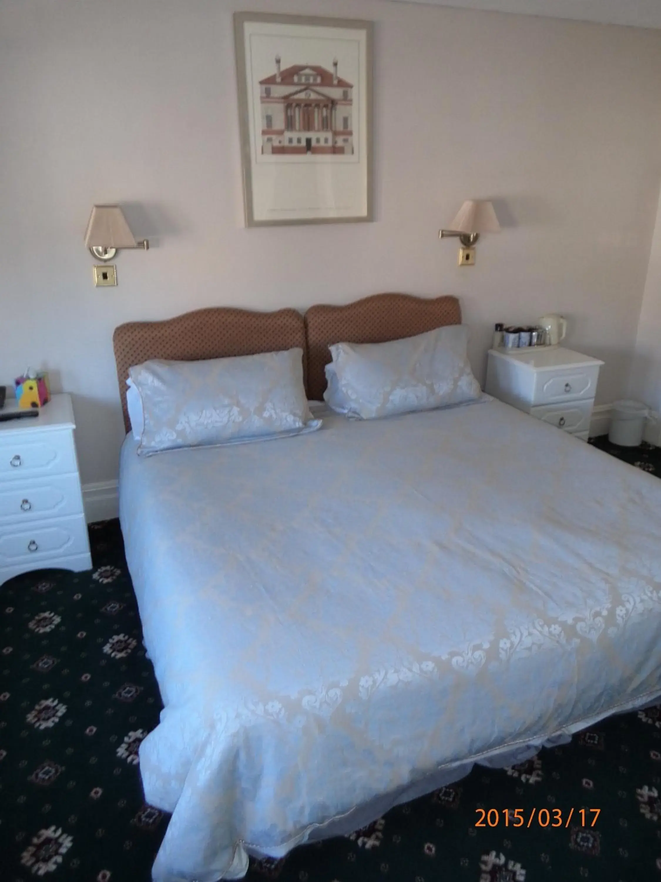 Double Room - single occupancy in Hunters Lodge Guest House Double Room - single occupancy in Hunters Lodge Guest House