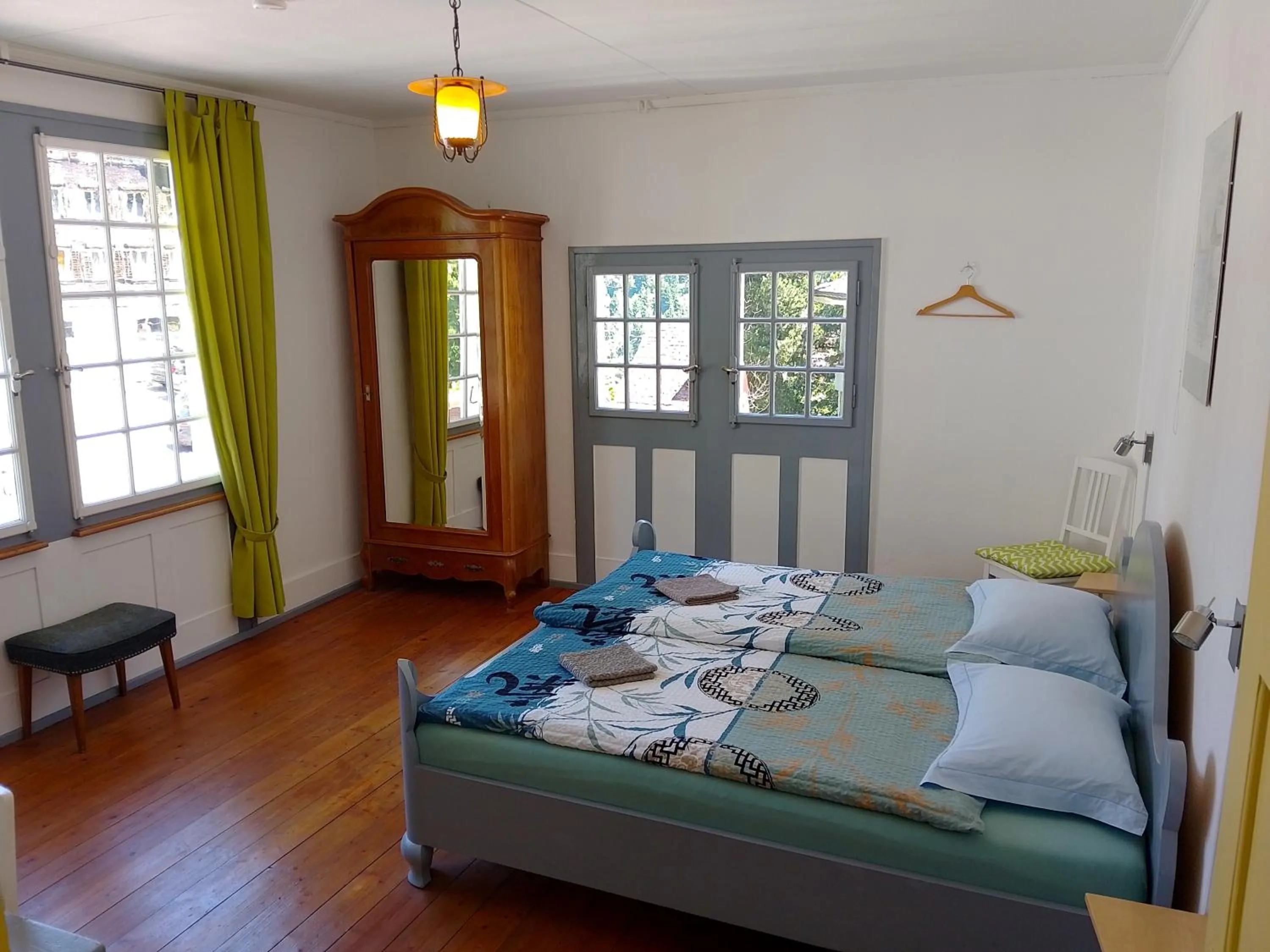 Bedroom, Bed in Gotthard Backpacker