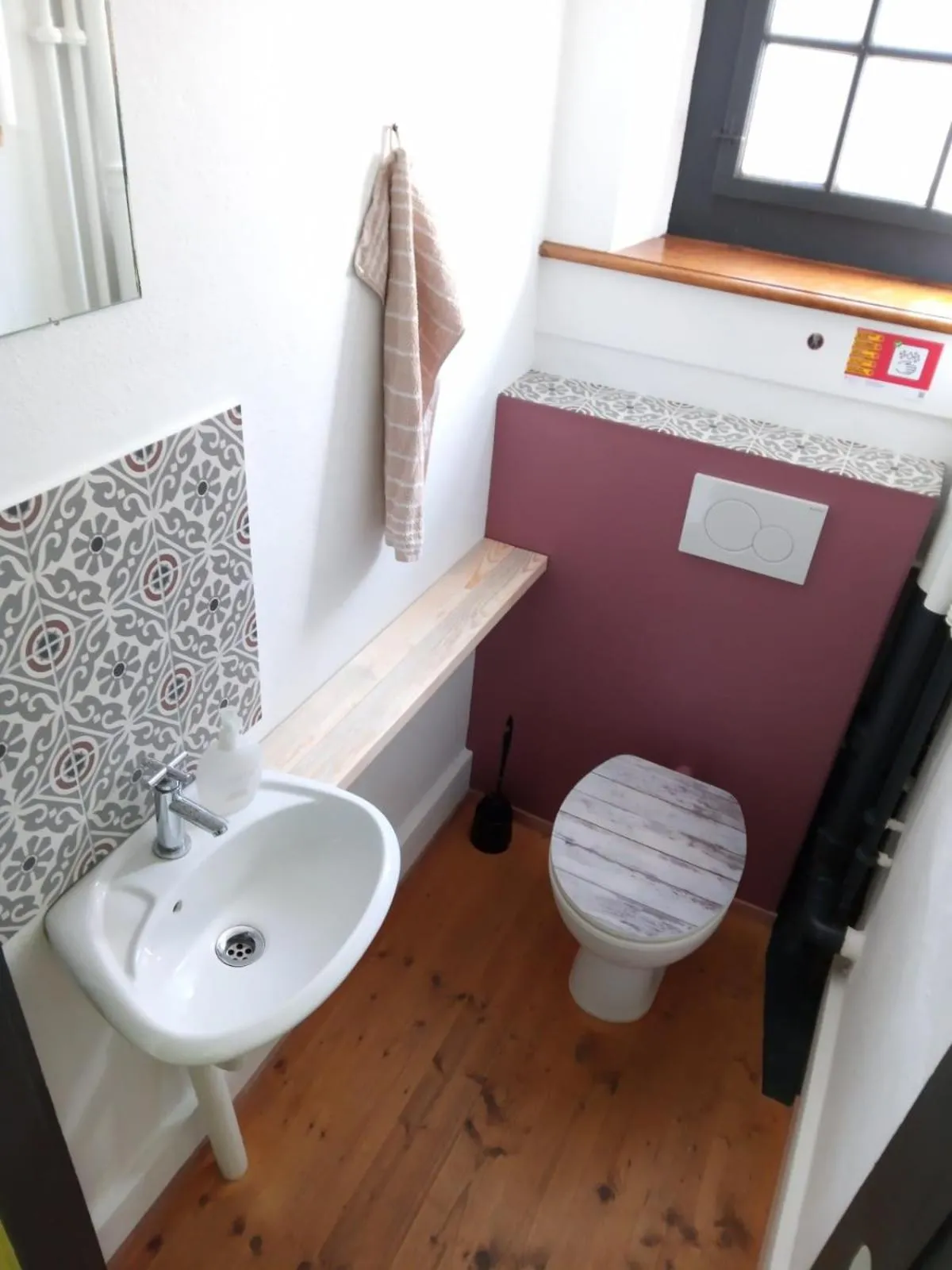 Toilet in Gotthard Backpacker