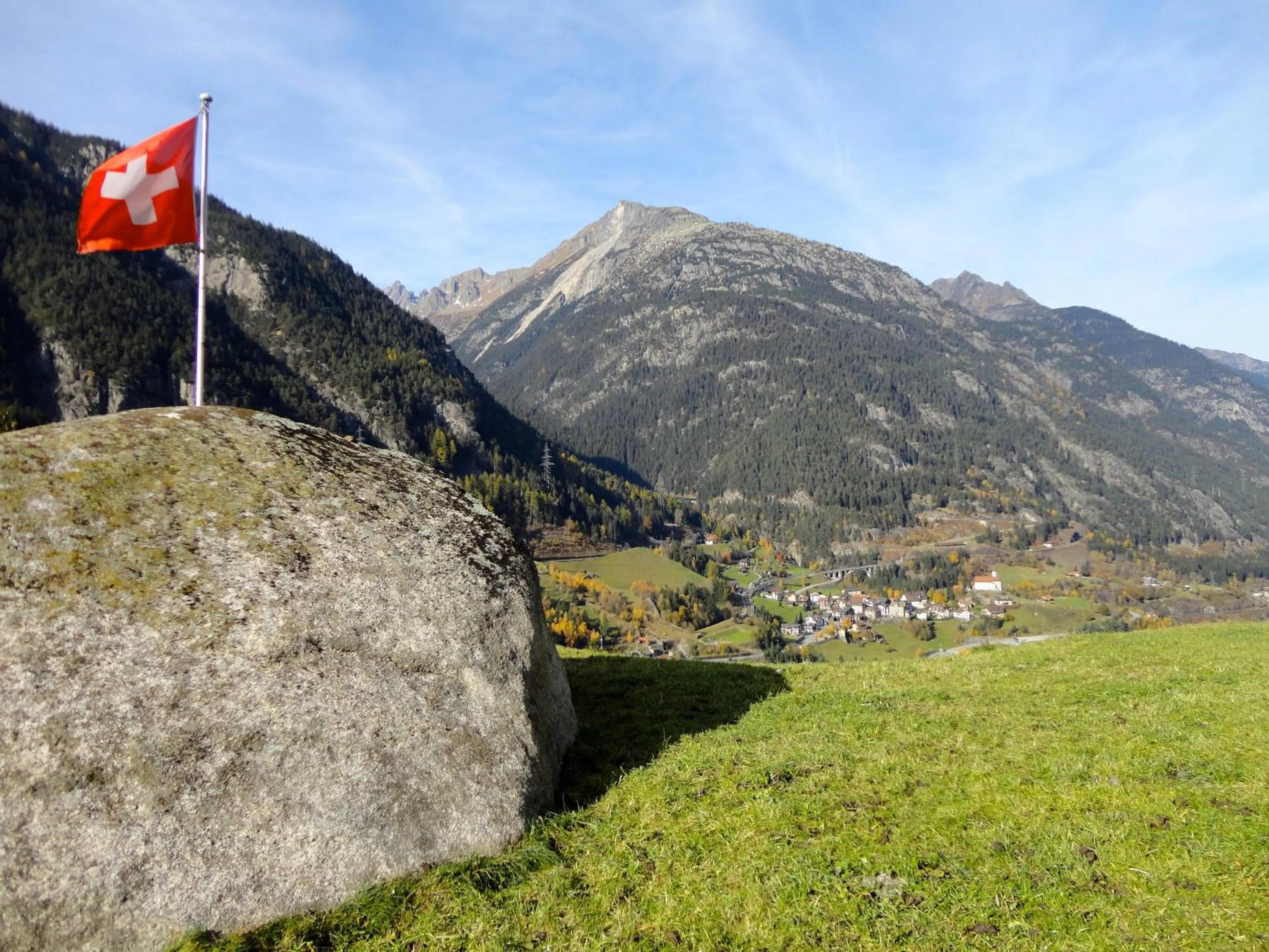 Mountain view in Gotthard Backpacker
