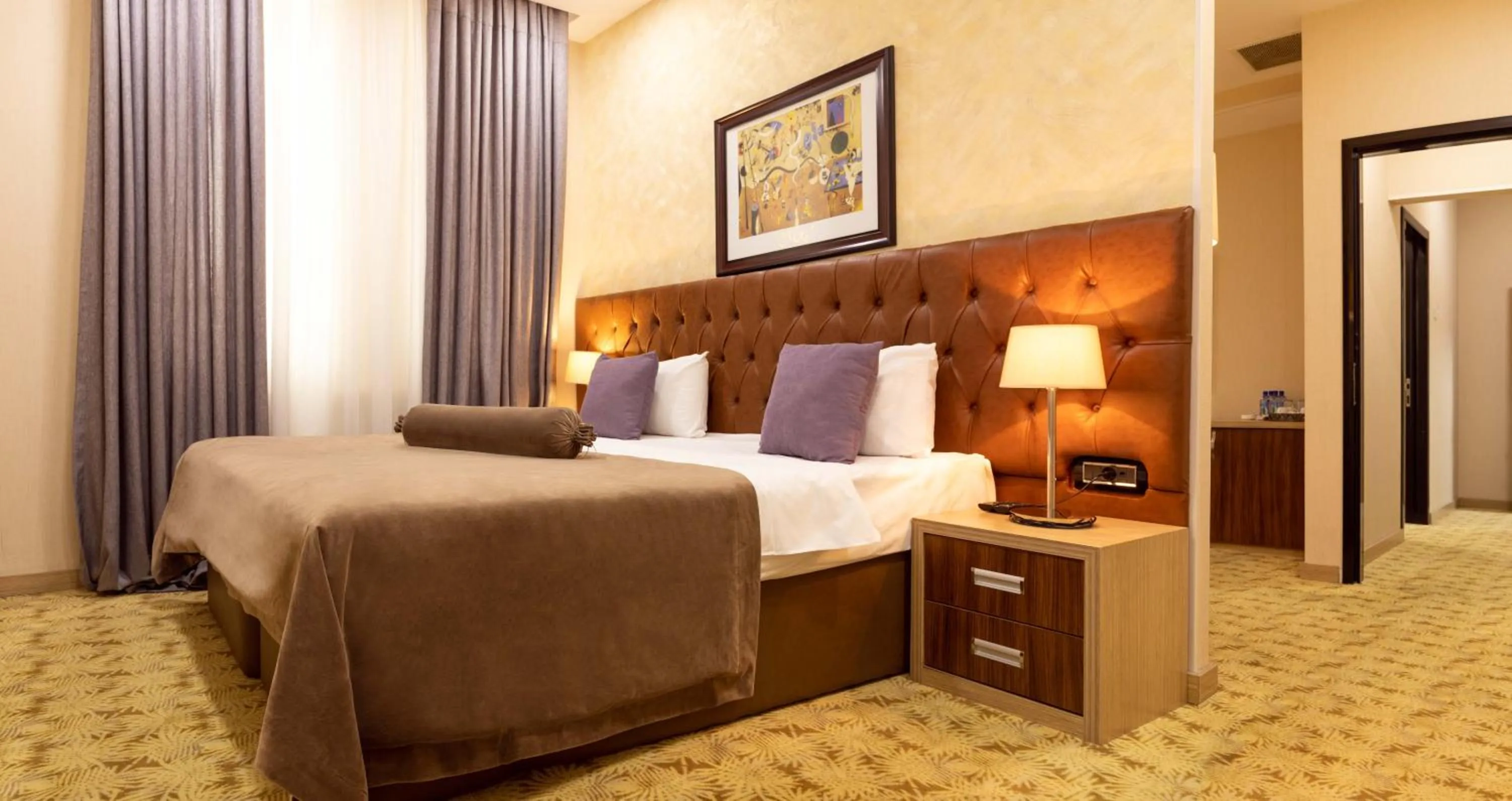 Bed in West Shine Hotel