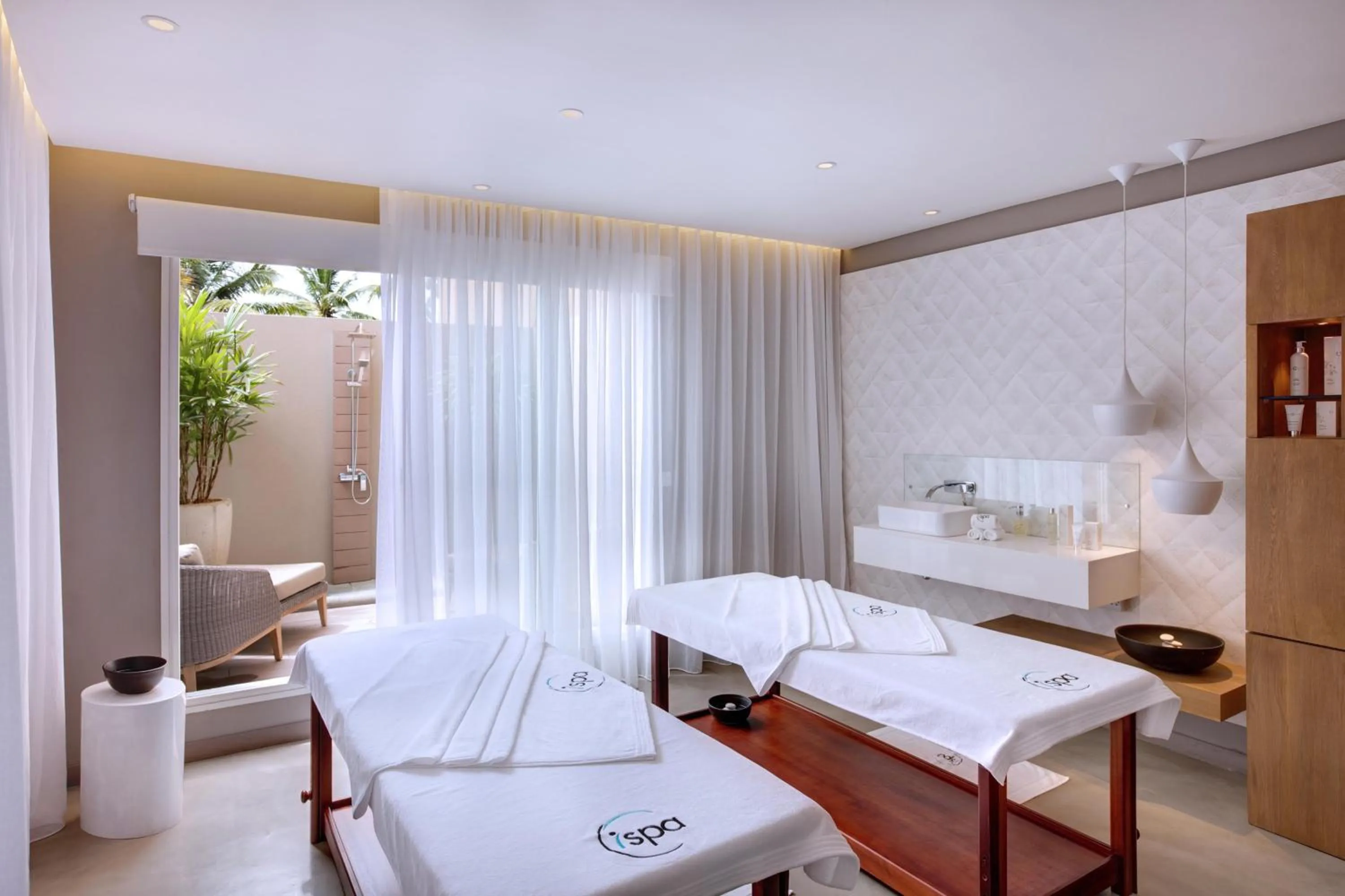 Spa and wellness centre/facilities, Bed in The Address Boutique Hotel