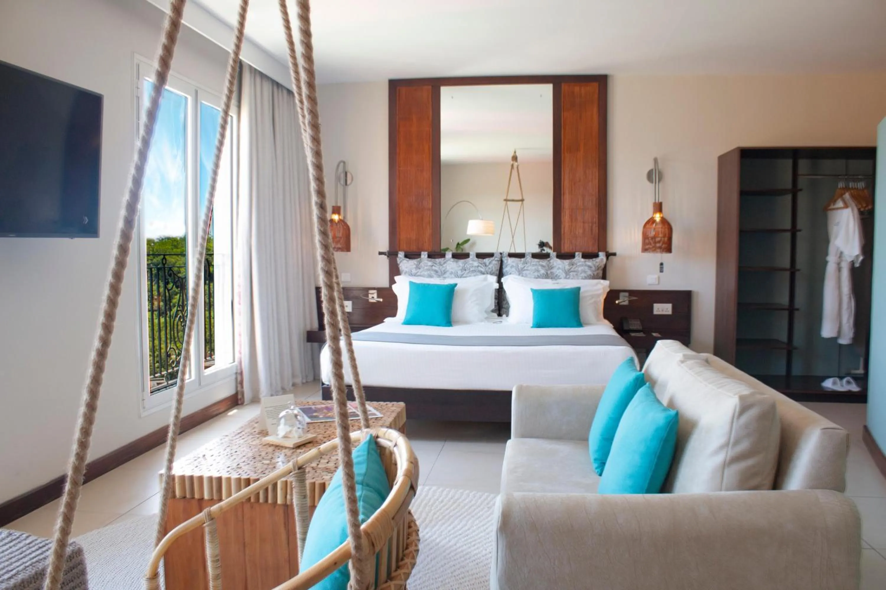 Photo of the whole room, Bed in The Address Boutique Hotel