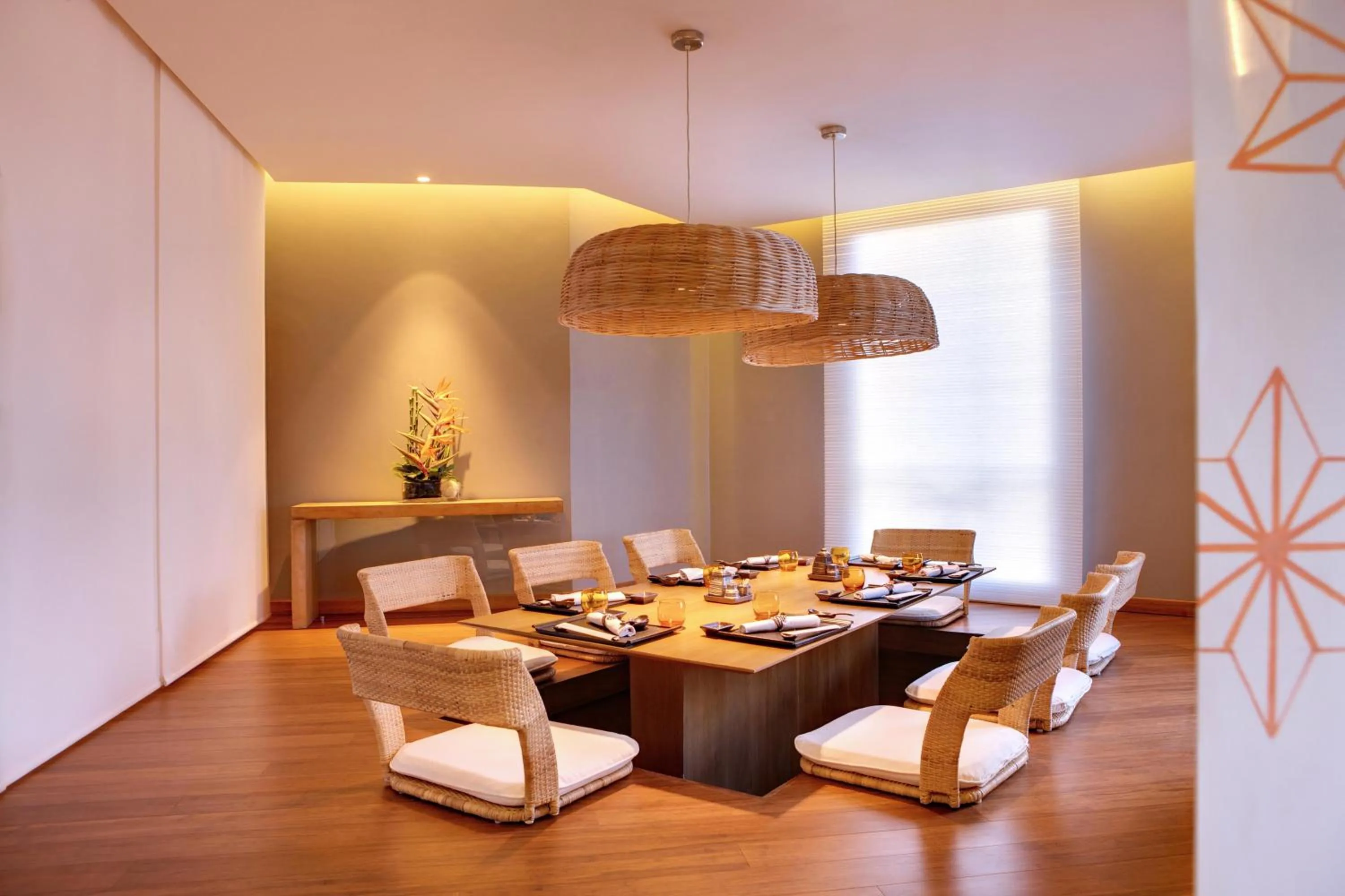 Restaurant/places to eat in The Address Boutique Hotel