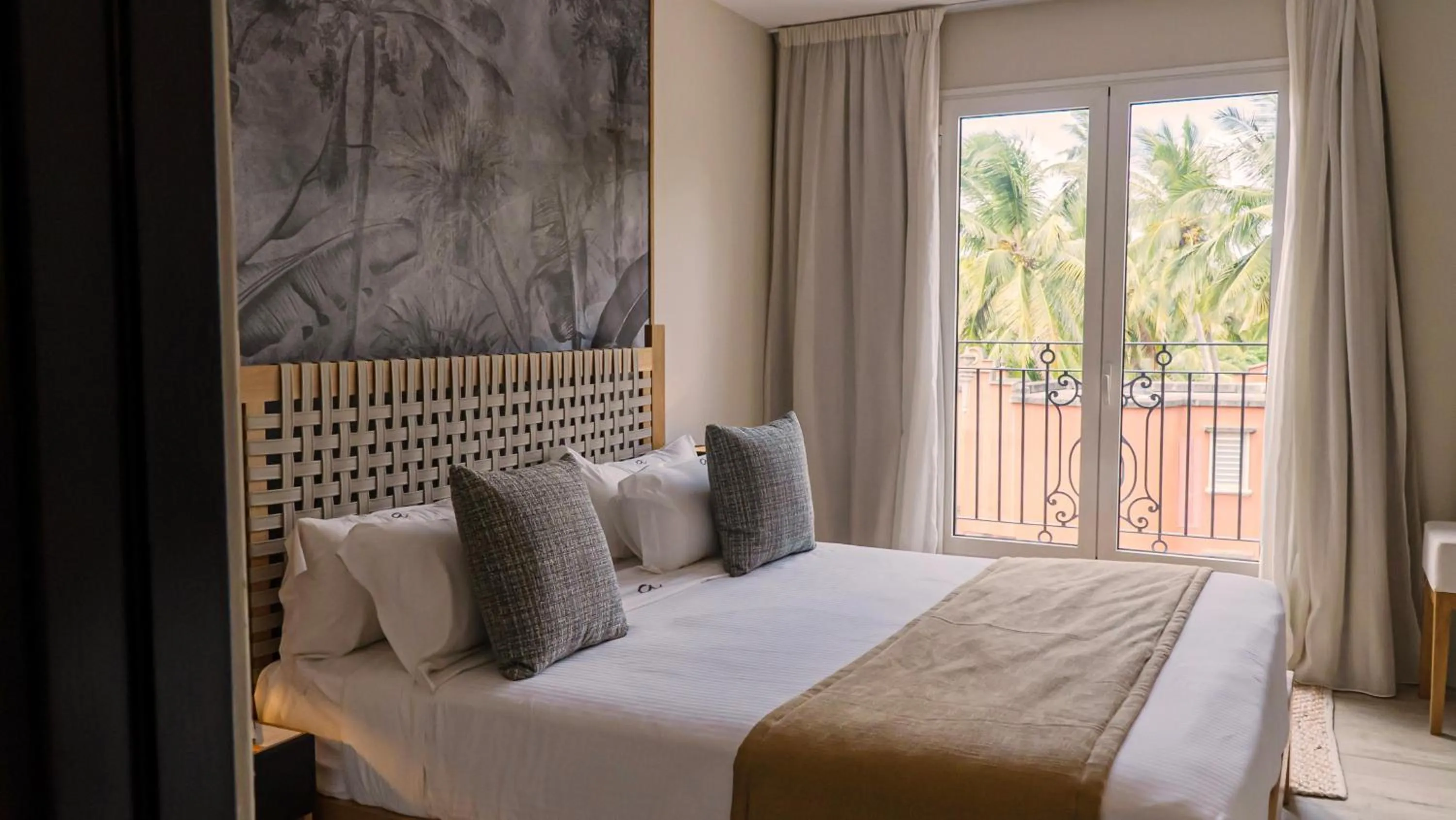 Photo of the whole room, Bed in The Address Boutique Hotel