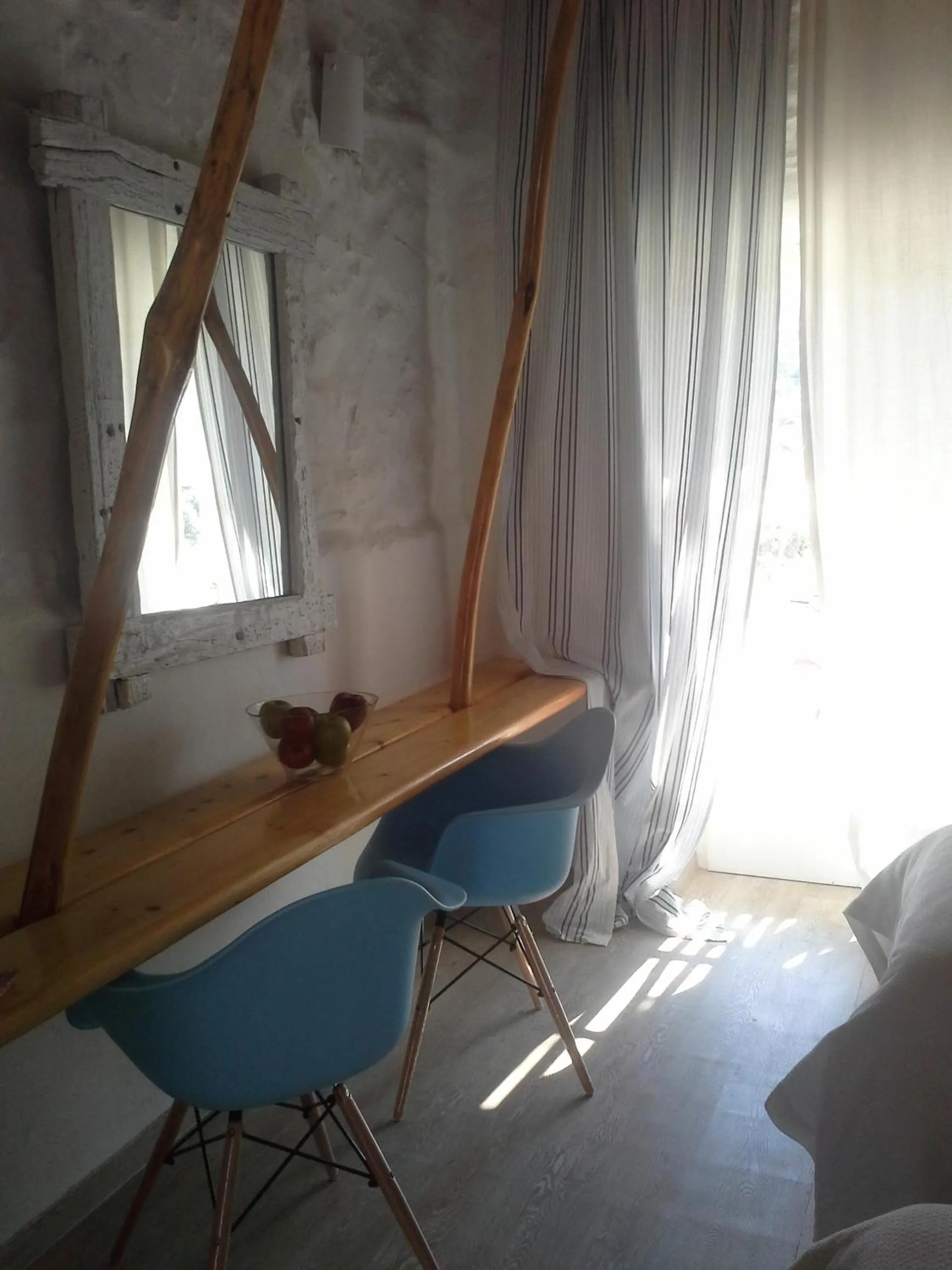 Decorative detail in Sea Side Studios & Houses