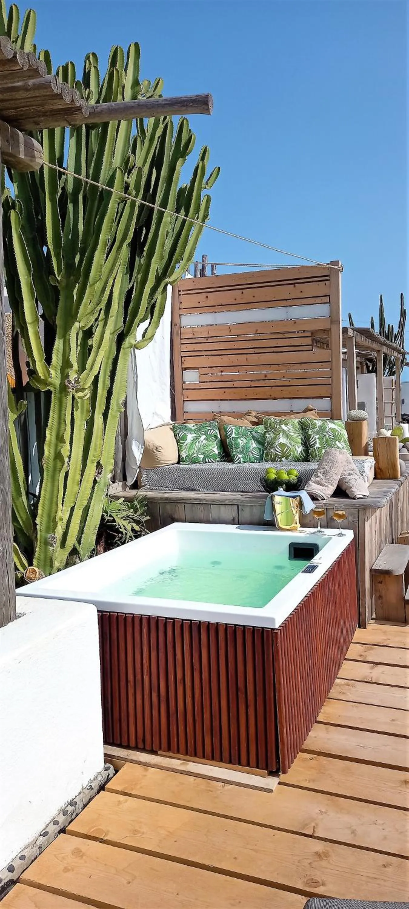 Day in Sea Side Studios & Houses