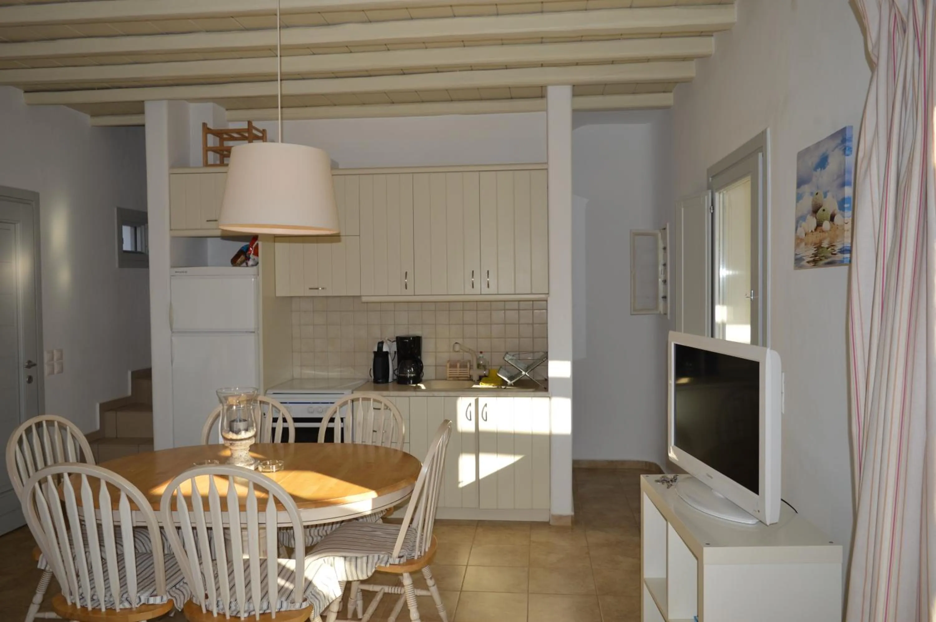 Kitchen or kitchenette in Sea Side Studios & Houses