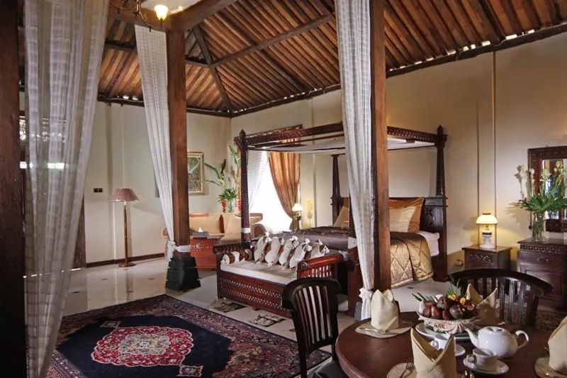 Decorative detail in Joglo Plawang Villa & Resort