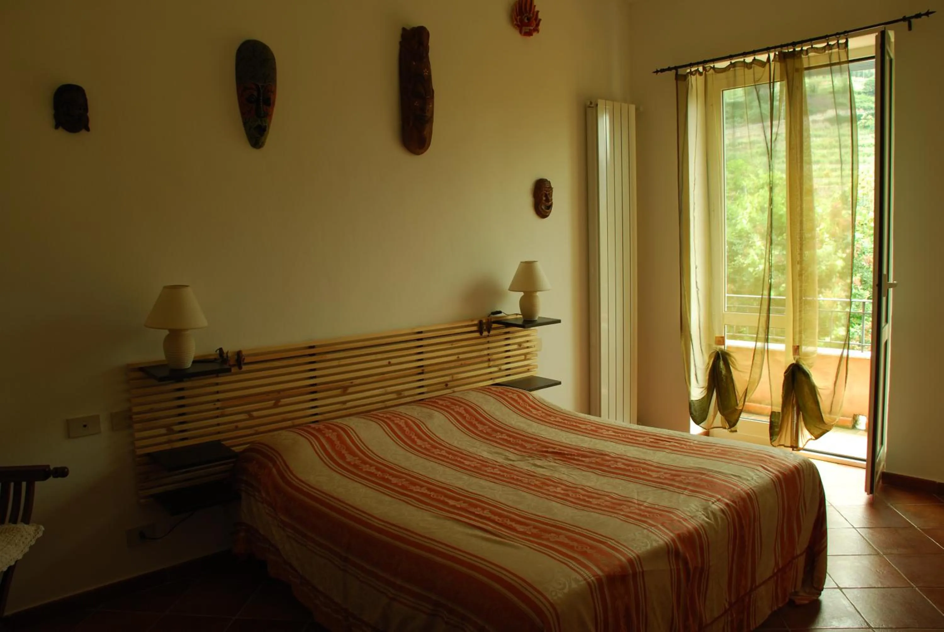 Bed in Il Pozzo e il Melograno