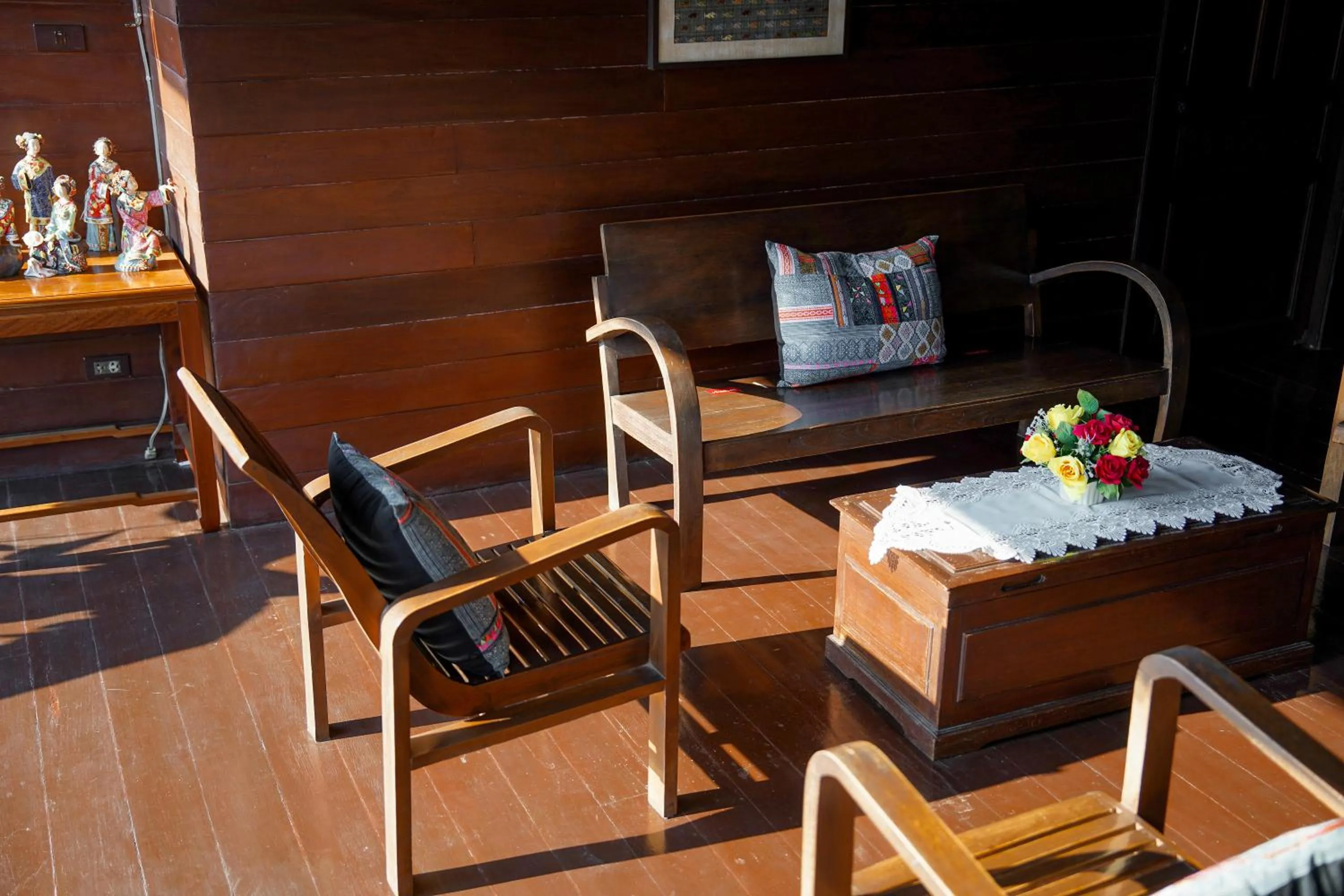 Seating area in Pukha Nanfa Hotel
