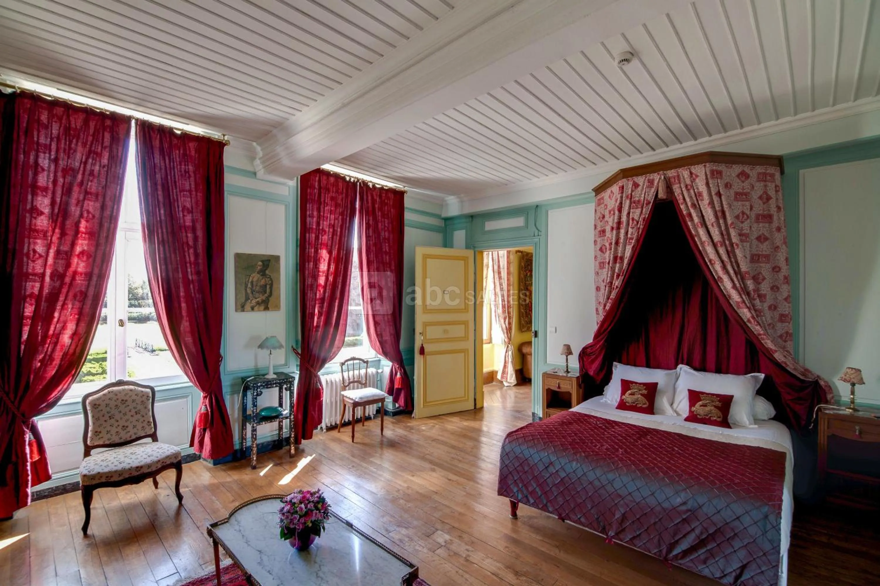 Bed in Château de Vitry-la-Ville