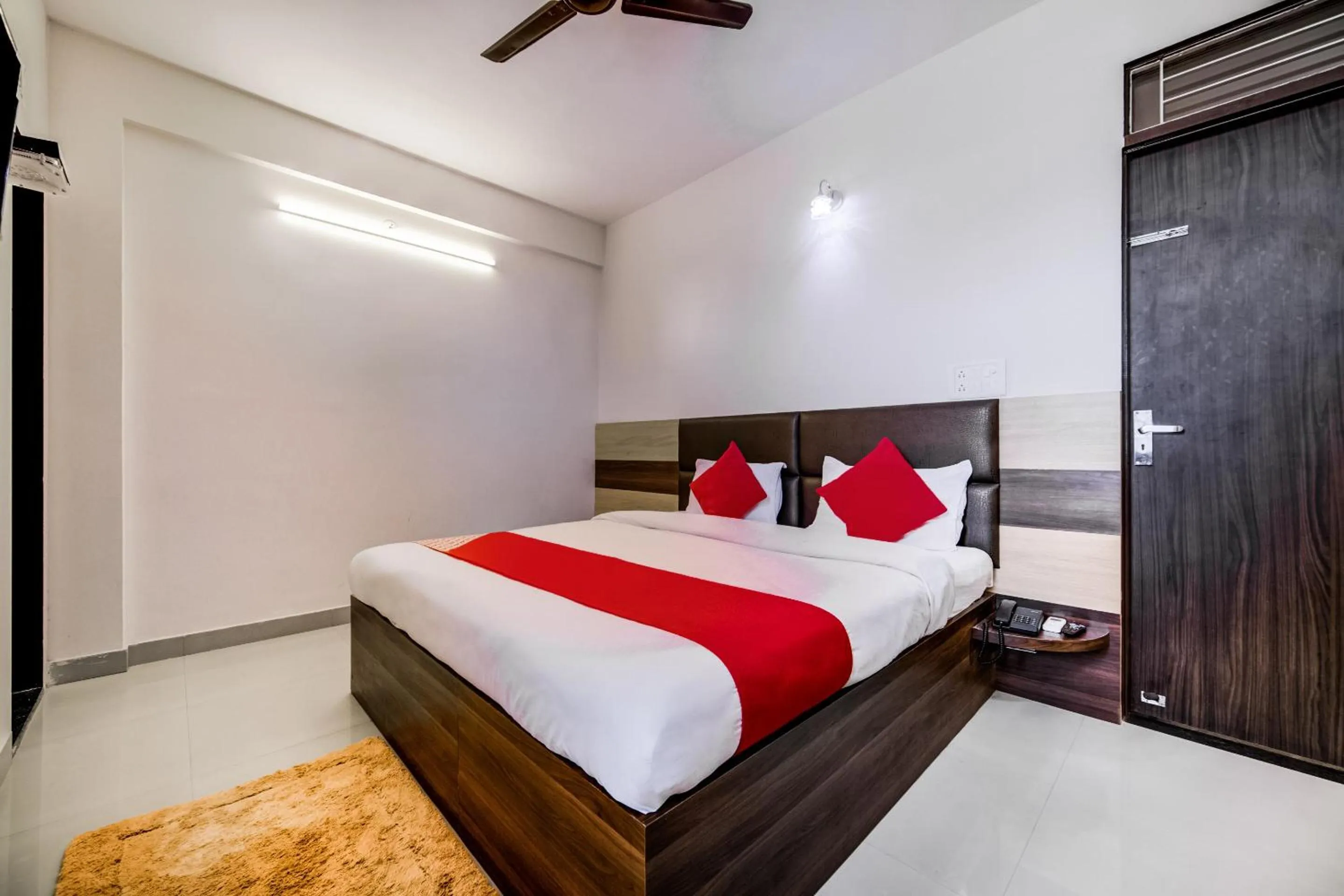 Bedroom in Hotel O AARAV HOTEL