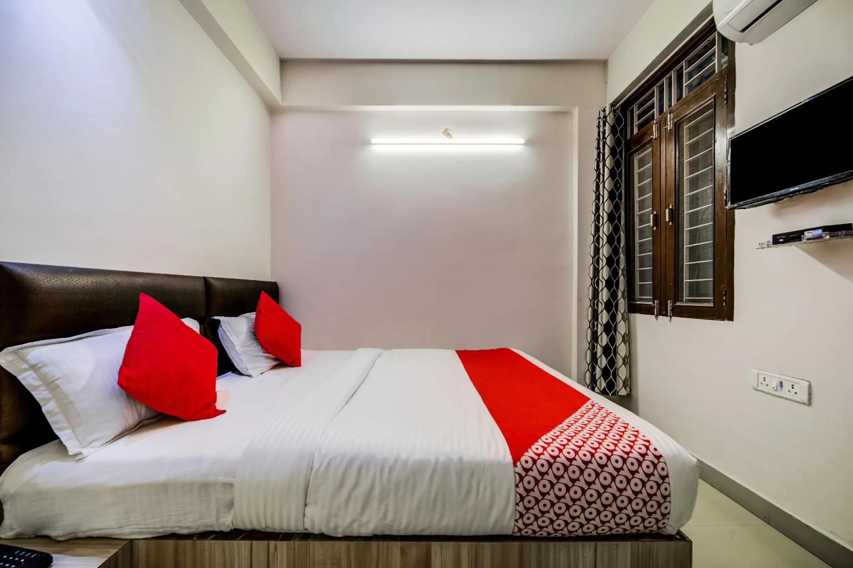 Bedroom in Hotel O AARAV HOTEL